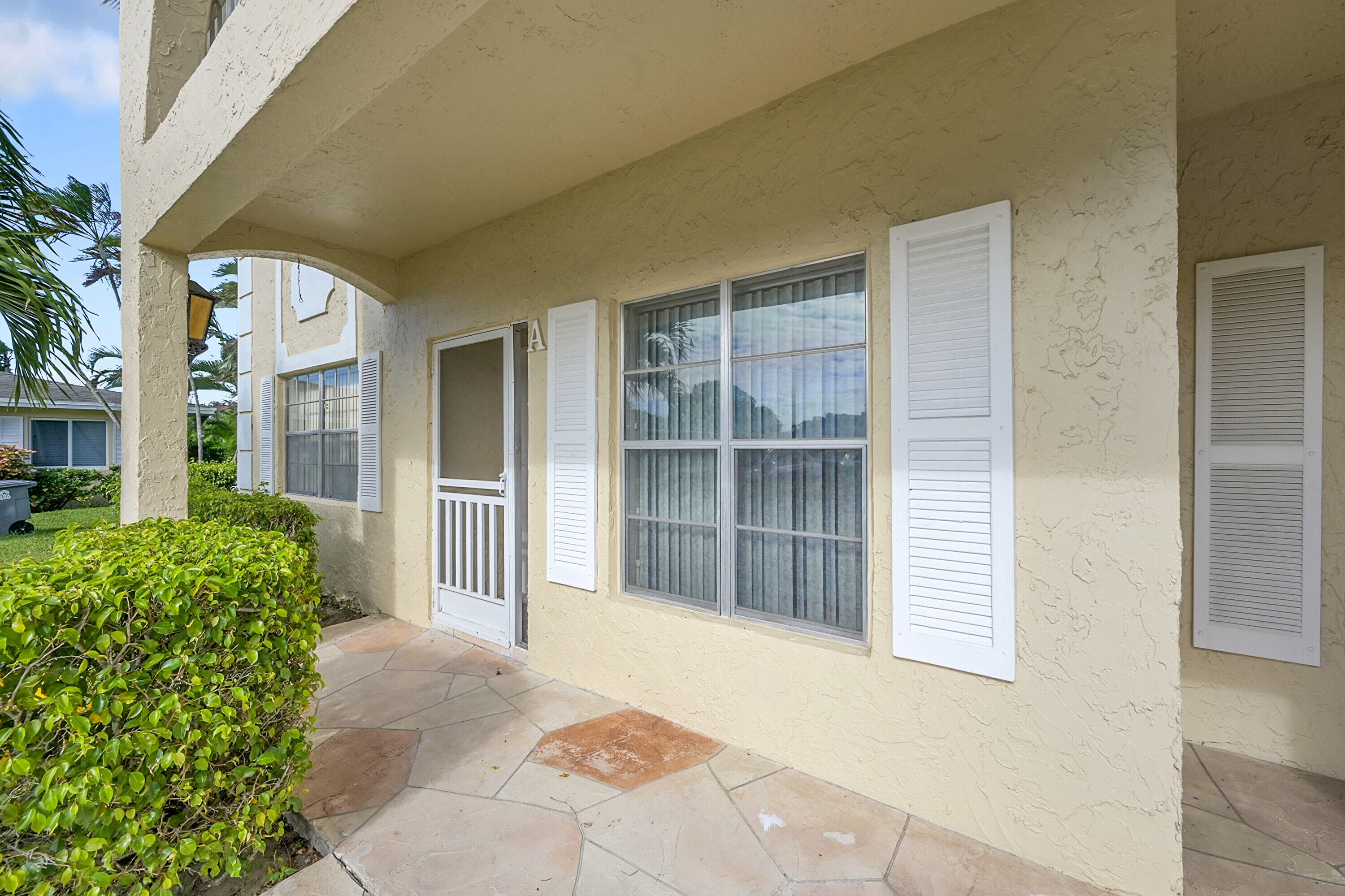 13791 Flora Place A, Delray Beach, FL 33484 — photo 3 of 30