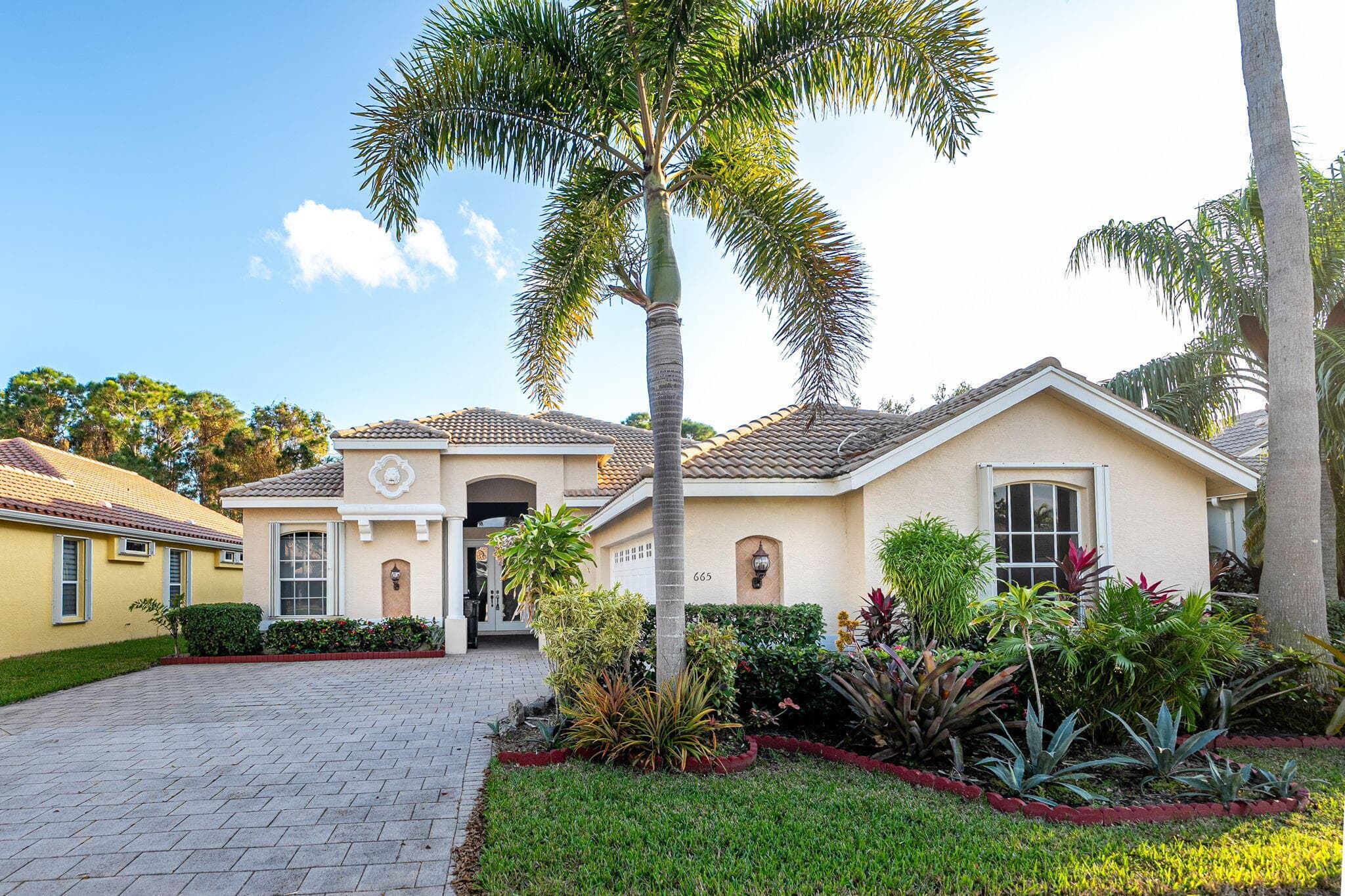 665 SW Sw Lake Charles Circle, Port St. Lucie, FL 34986 — photo 3 of 59