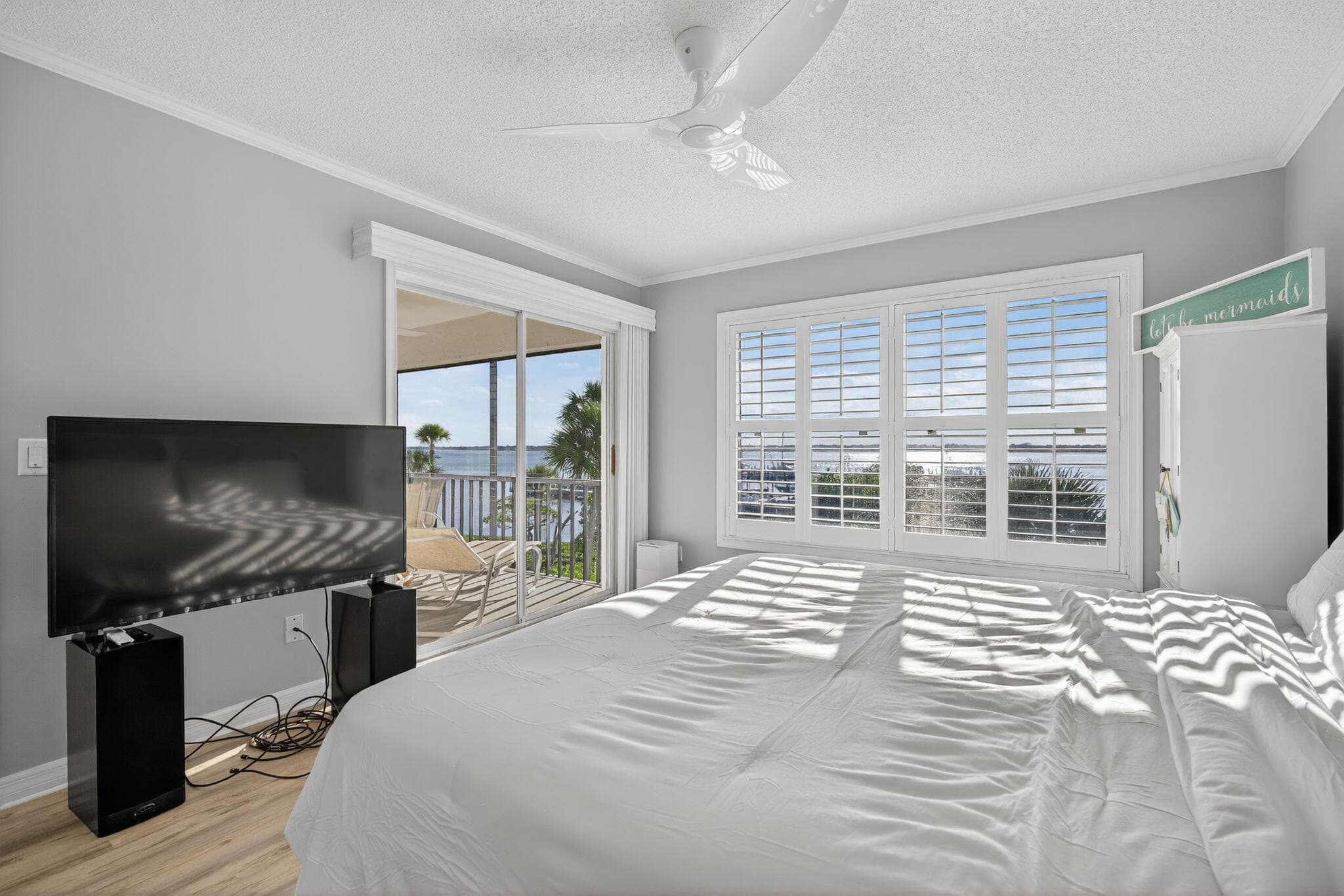 390 NE Edgewater Drive 403, Stuart, FL 34996 — photo 15 of 27