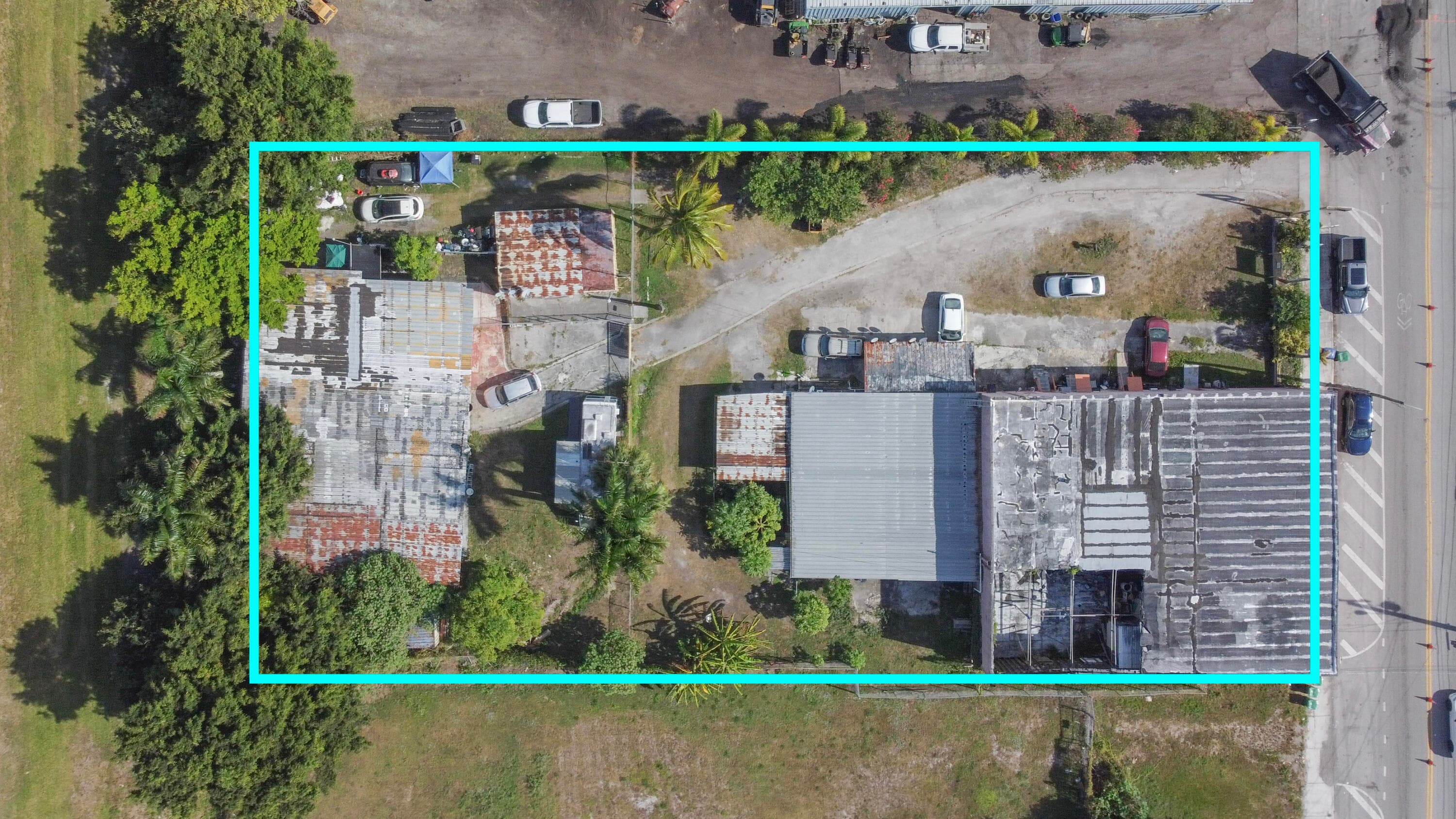 185 E Main Street, Pahokee, FL 33476 — photo 4 of 37