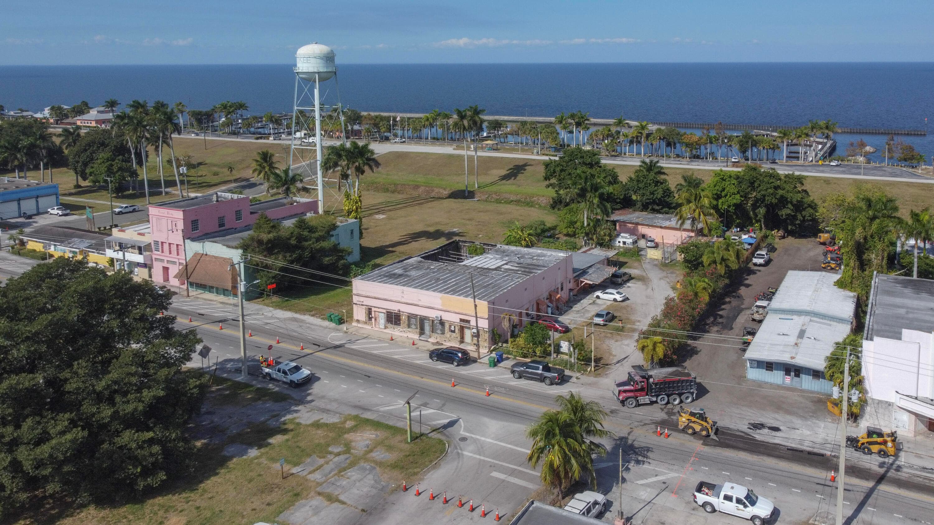 185 E Main Street, Pahokee, FL 33476 — photo 11 of 37
