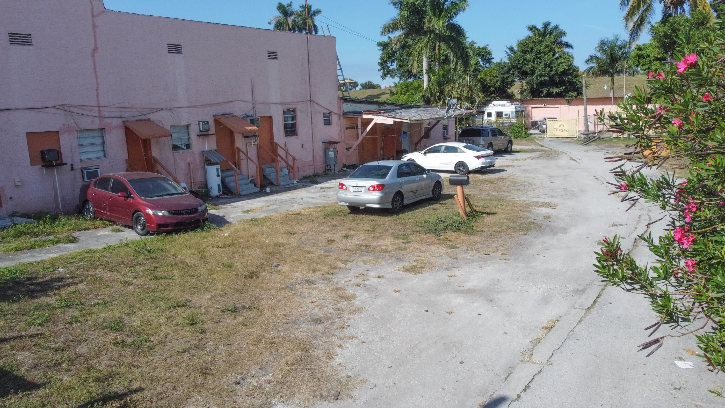 185 E Main Street, Pahokee, FL 33476 — photo 27 of 37