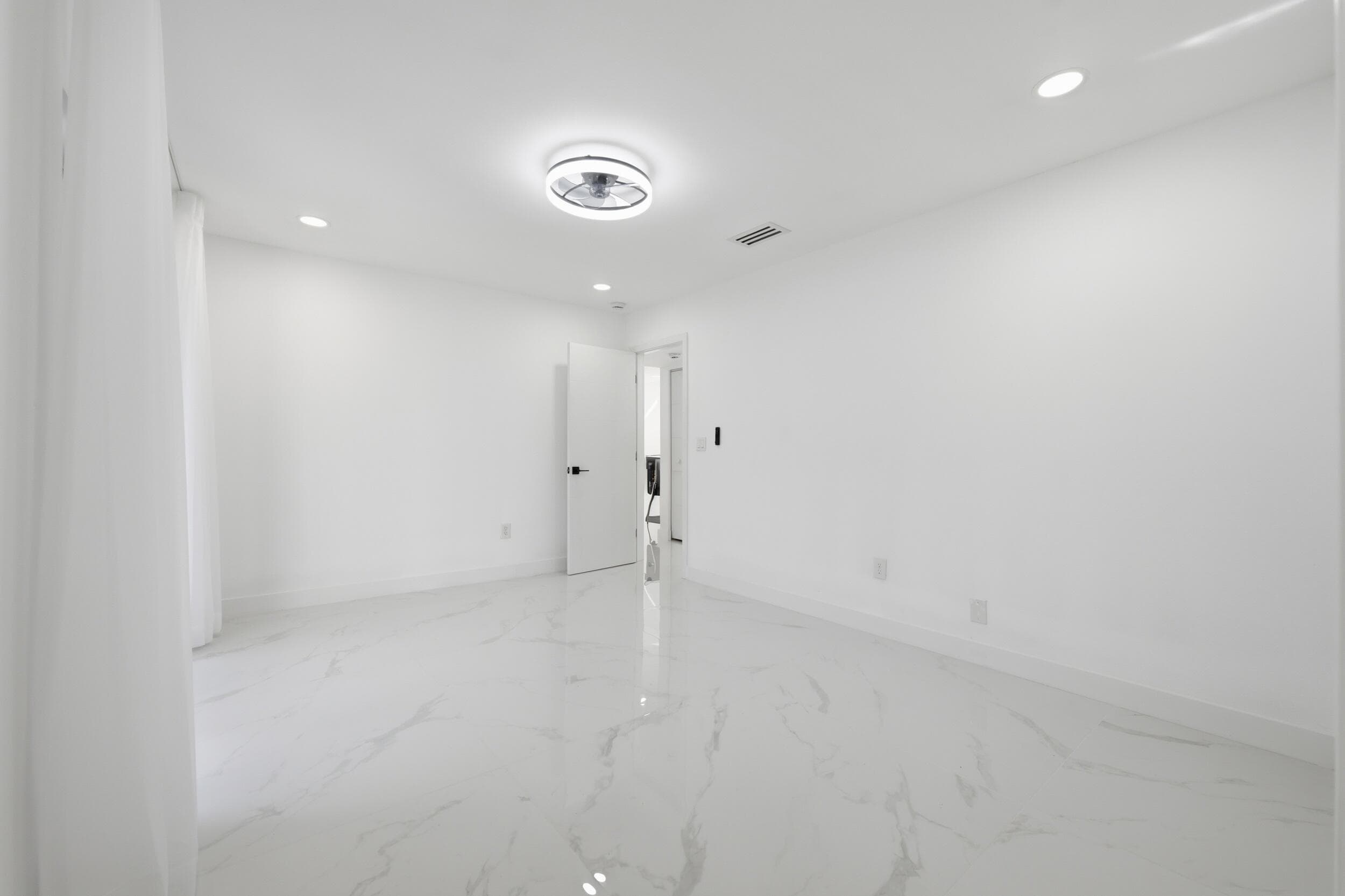 571 Piedmont L, Delray Beach, FL 33484 — photo 15 of 63