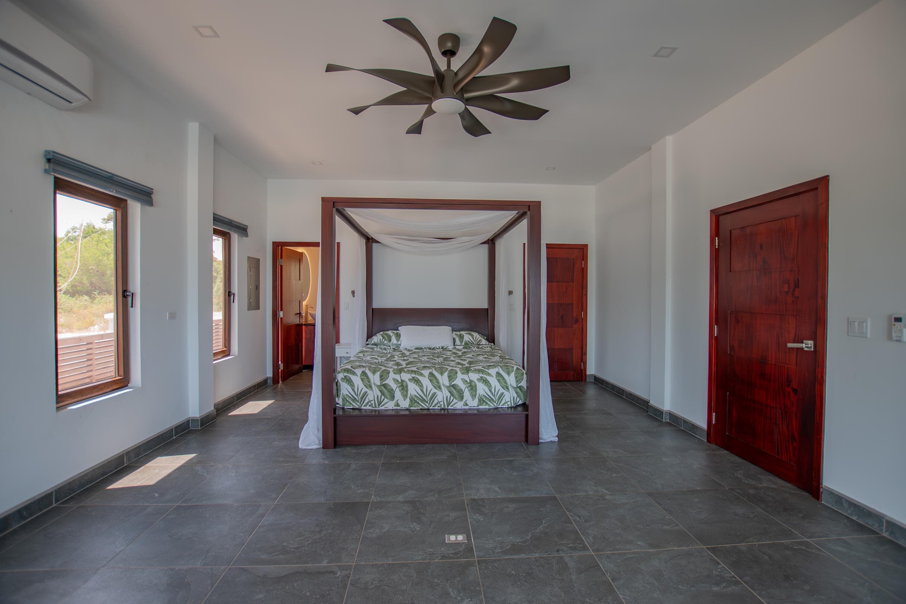 238 Placencia Road — photo 12 of 22