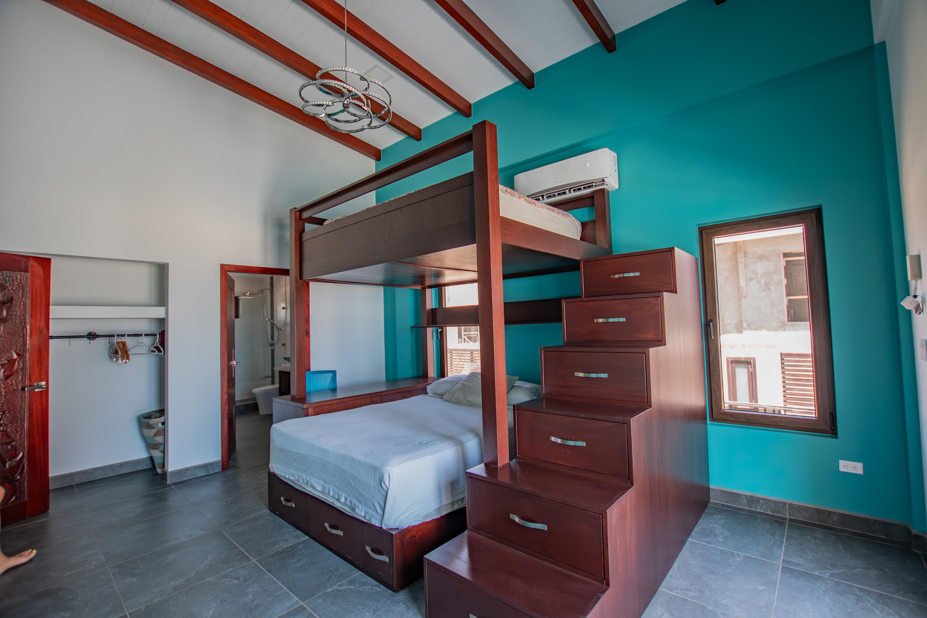 238 Placencia Road — photo 15 of 22