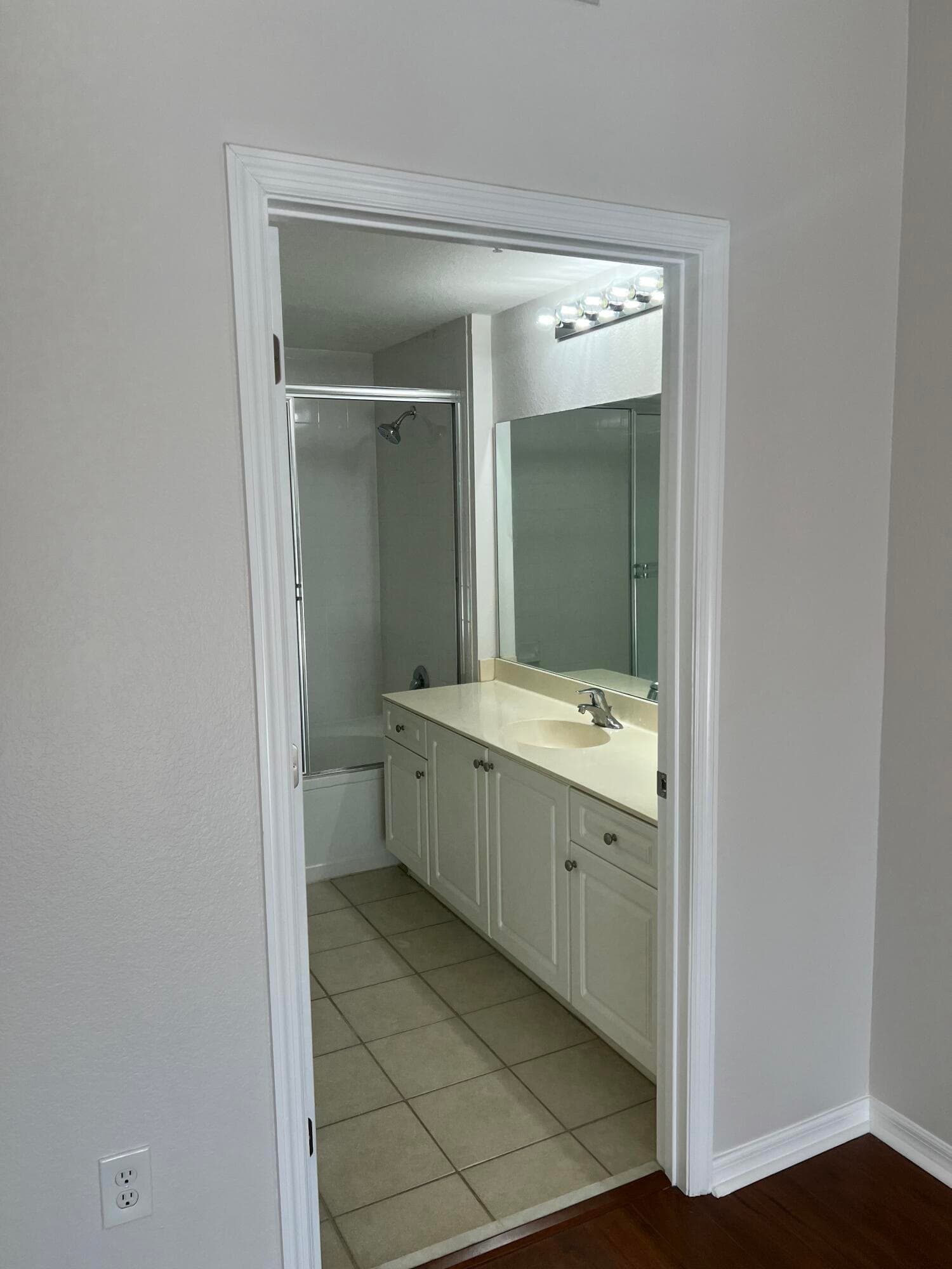 2802 Sarento Place 115, Palm Beach Gardens, FL 33410 — photo 10 of 18