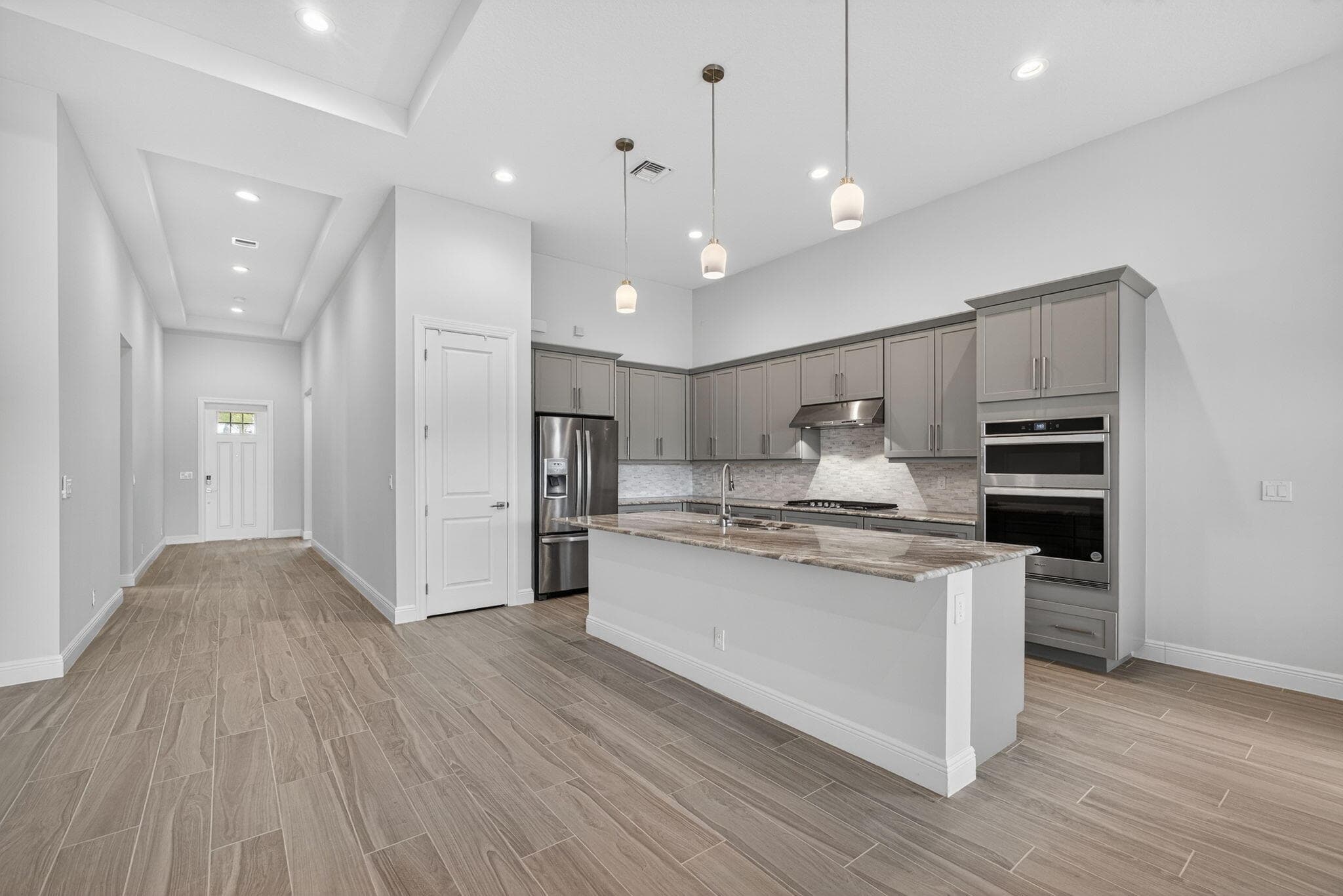 9901 Regency Way, Palm Beach Gardens, FL 33412 — photo 13 of 96