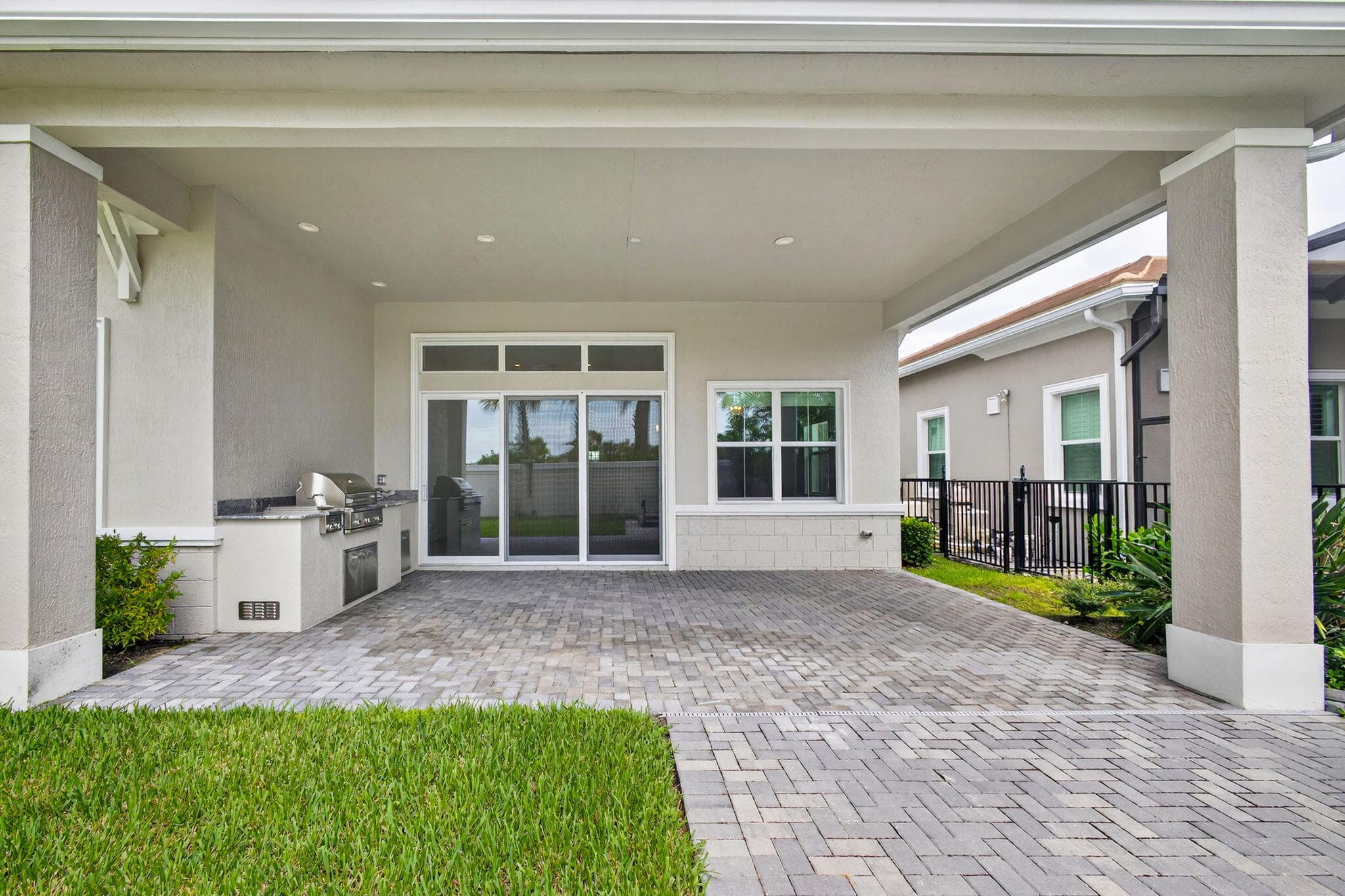 9901 Regency Way, Palm Beach Gardens, FL 33412 — photo 34 of 96