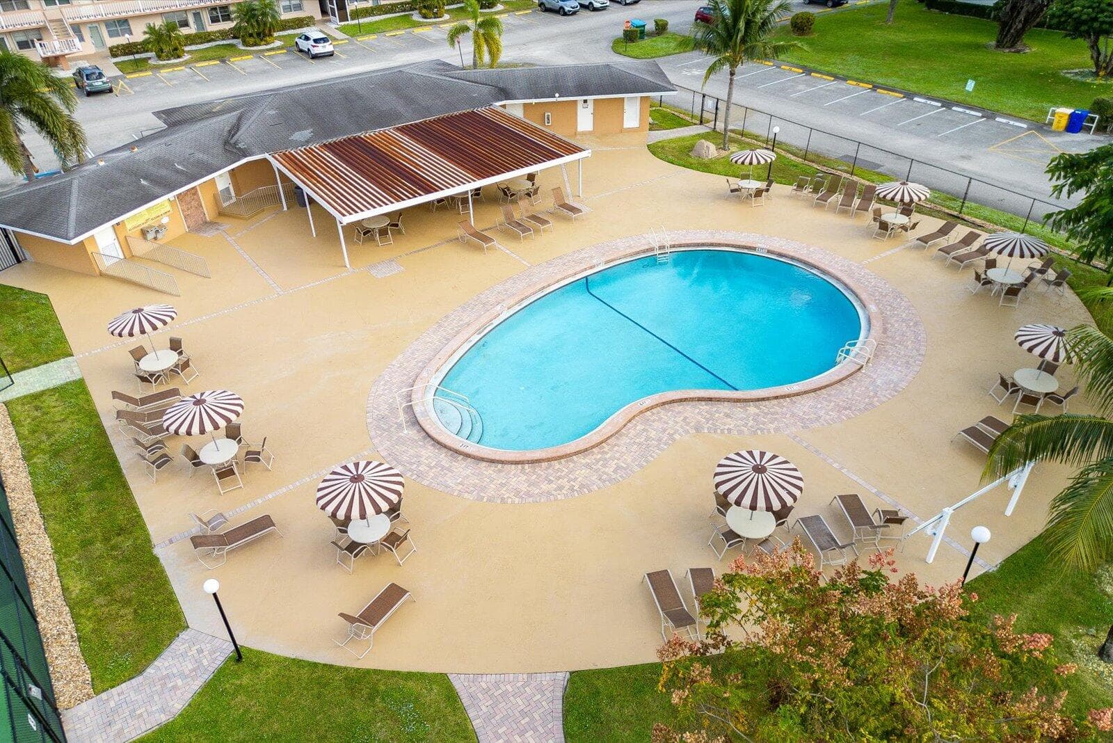 17 Andover A, West Palm Beach, FL 33417 — photo 21 of 23