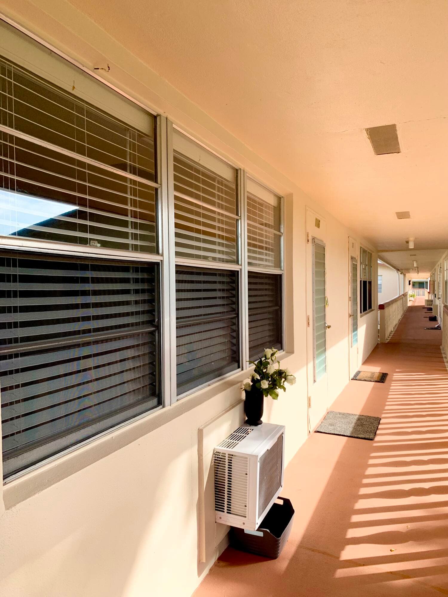 116 Canterbury E, West Palm Beach, FL 33417 — photo 3 of 60