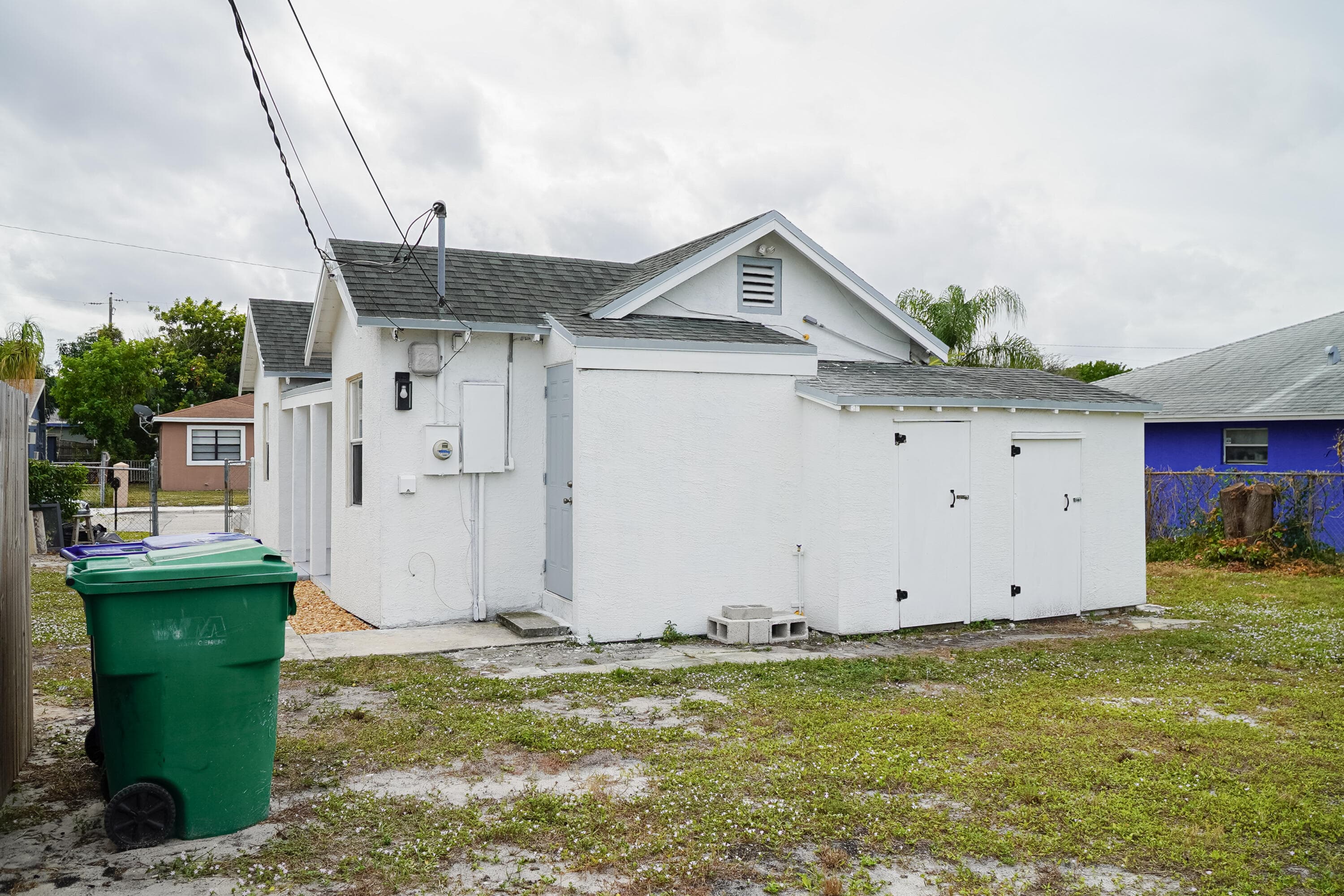 908 W 5th Street, Riviera Beach, FL 33404 — photo 16 of 40