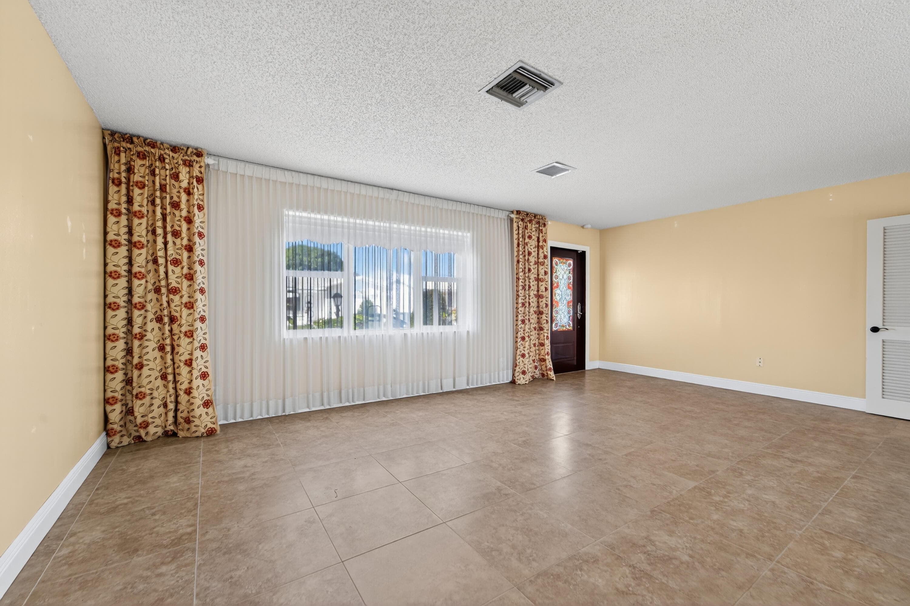 1708 SW 21st Street SW, Boynton Beach, FL 33426 — photo 11 of 38