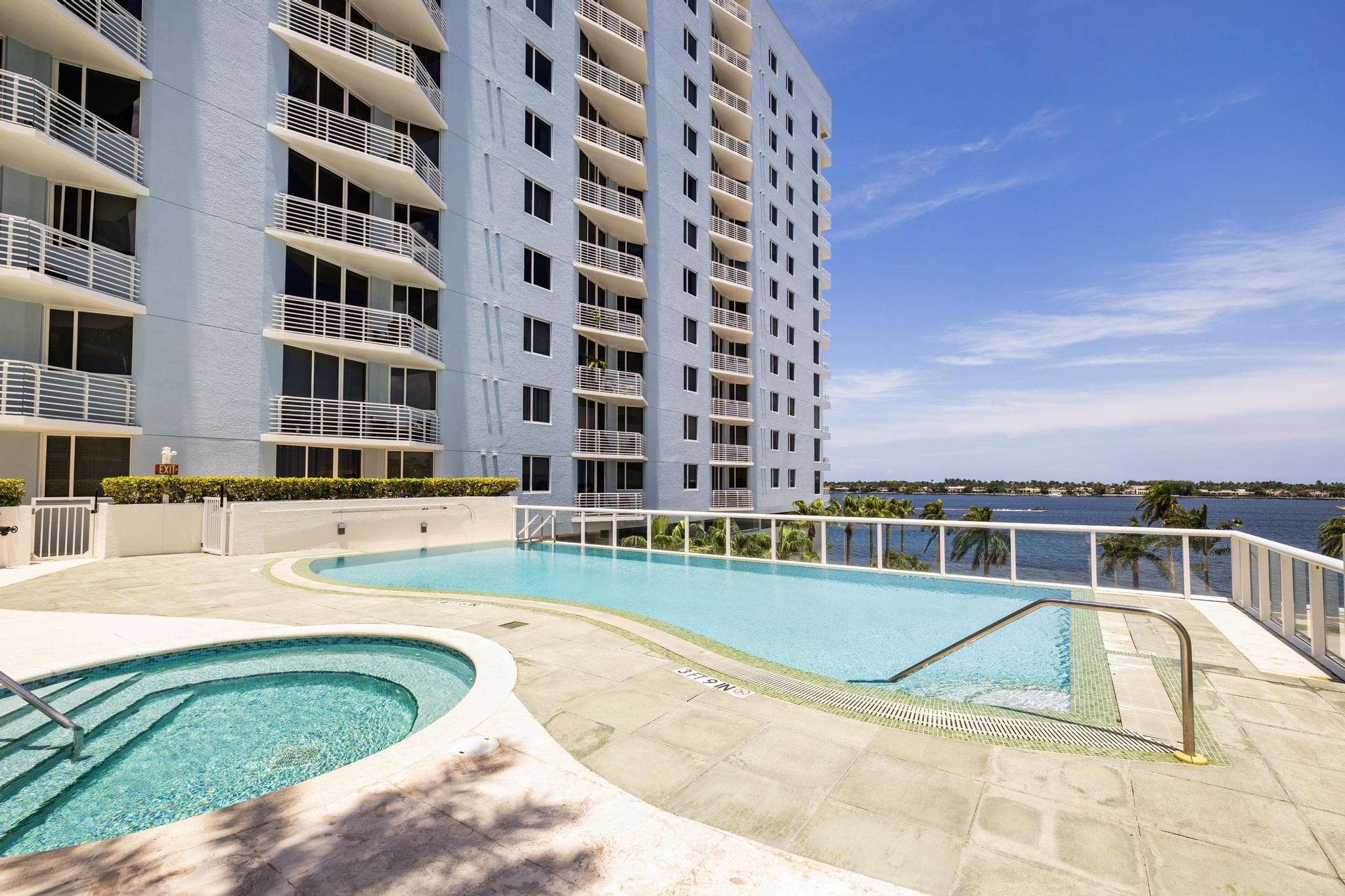 1551 N Flagler Drive 1415, West Palm Beach, FL 33401 — photo 8 of 50