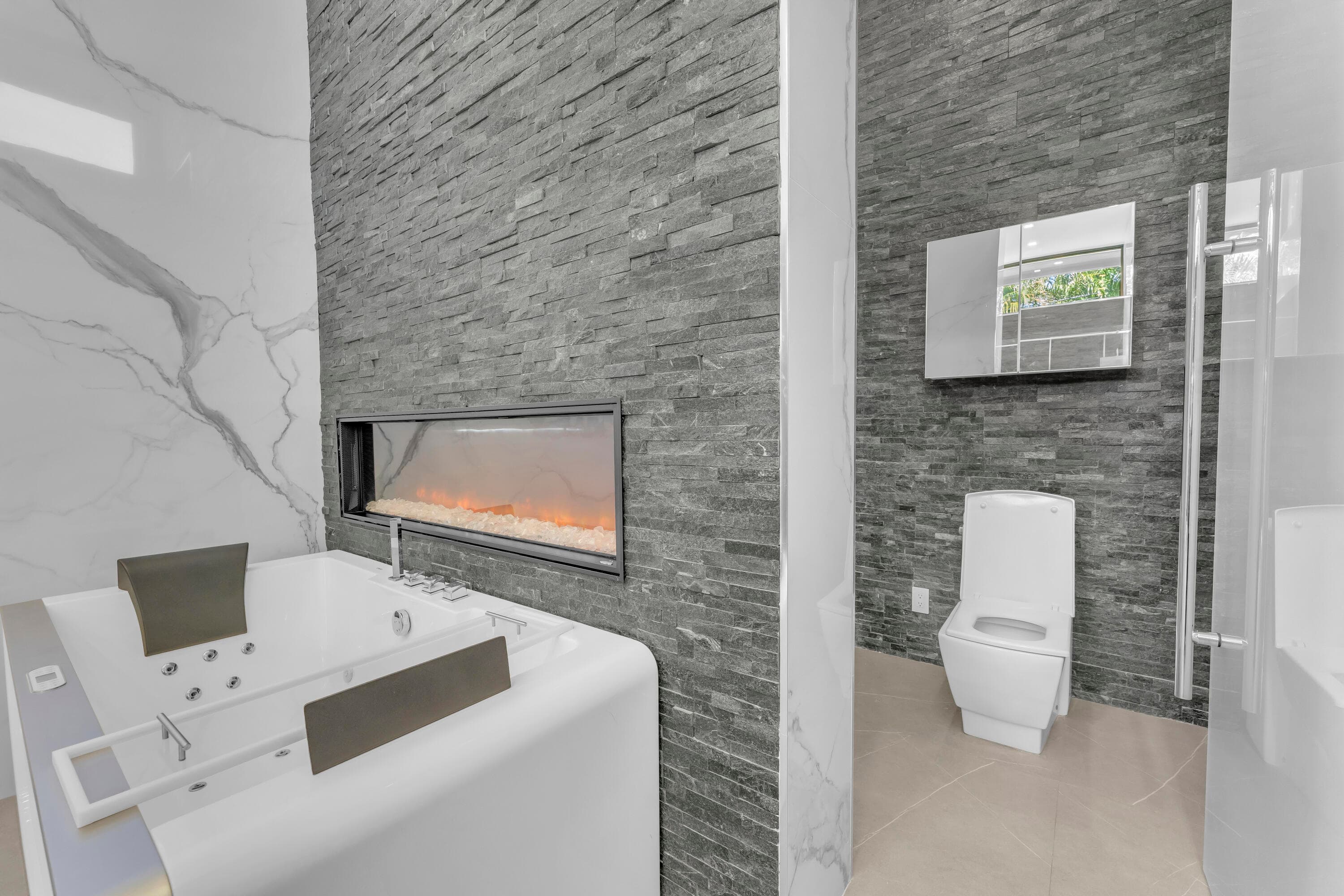 2401 NE 13th Street, Fort Lauderdale, FL 33304 — photo 35 of 74