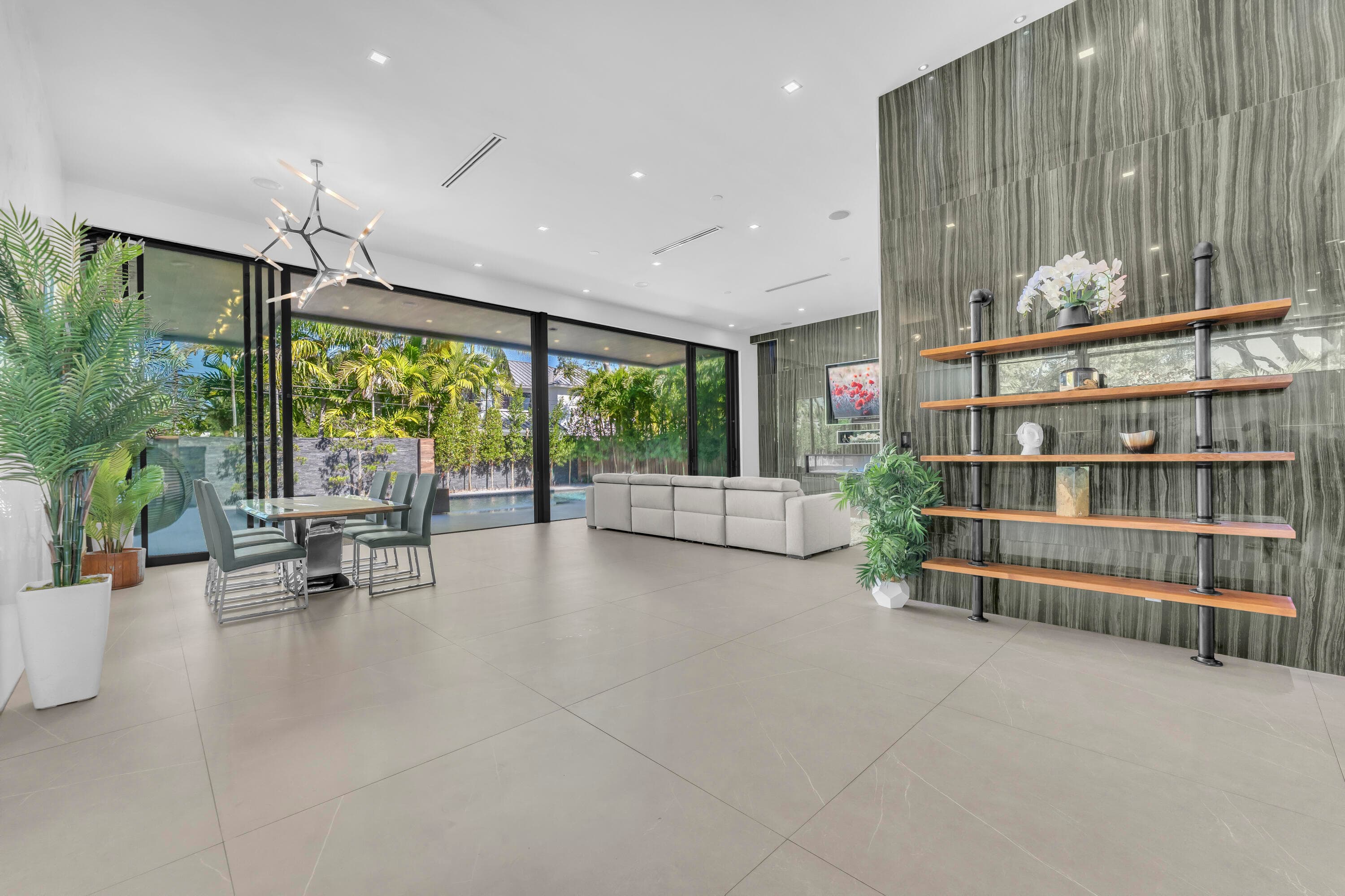 2401 NE 13th Street, Fort Lauderdale, FL 33304 — photo 25 of 74