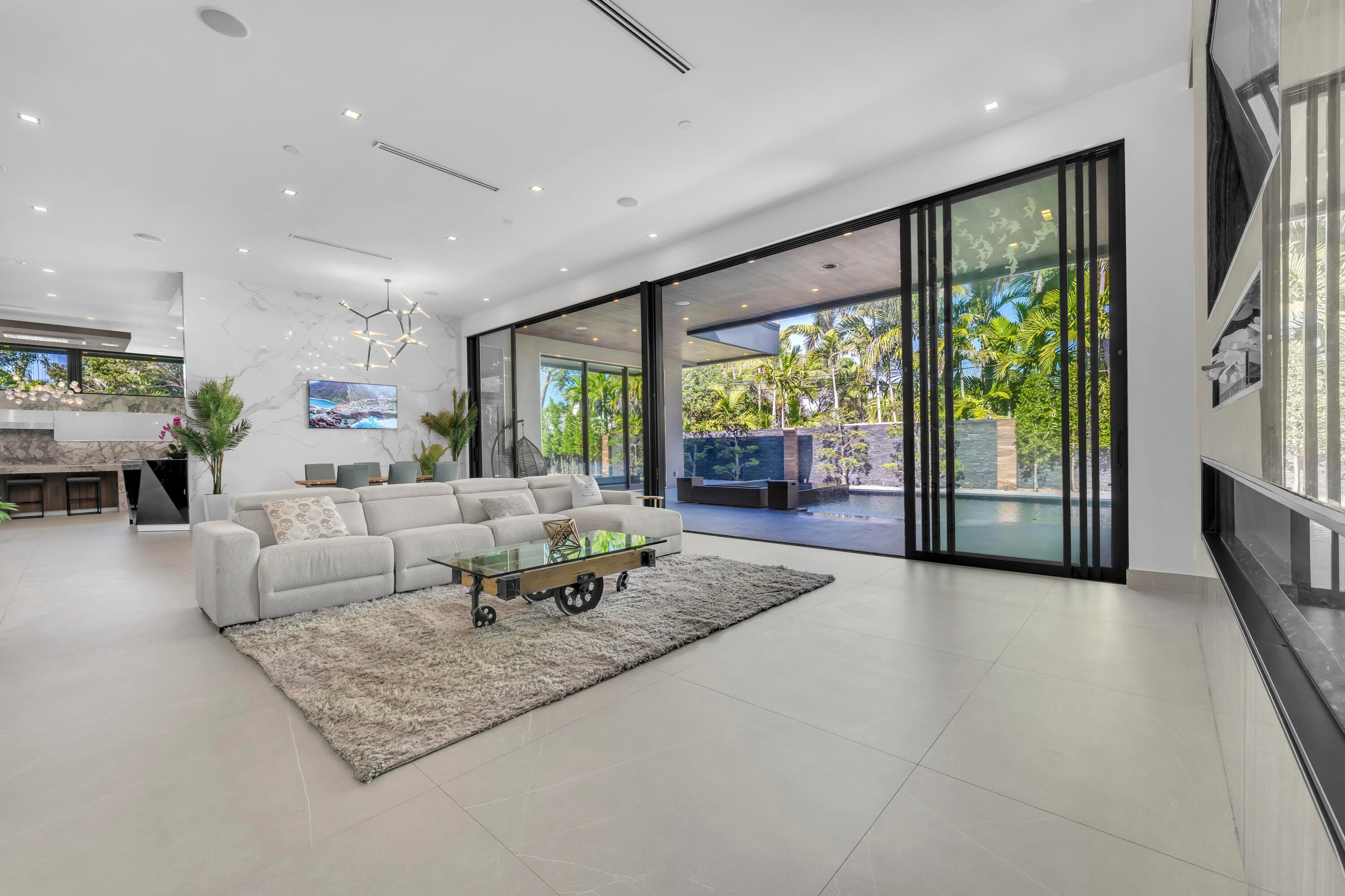 2401 NE 13th Street, Fort Lauderdale, FL 33304 — photo 28 of 74