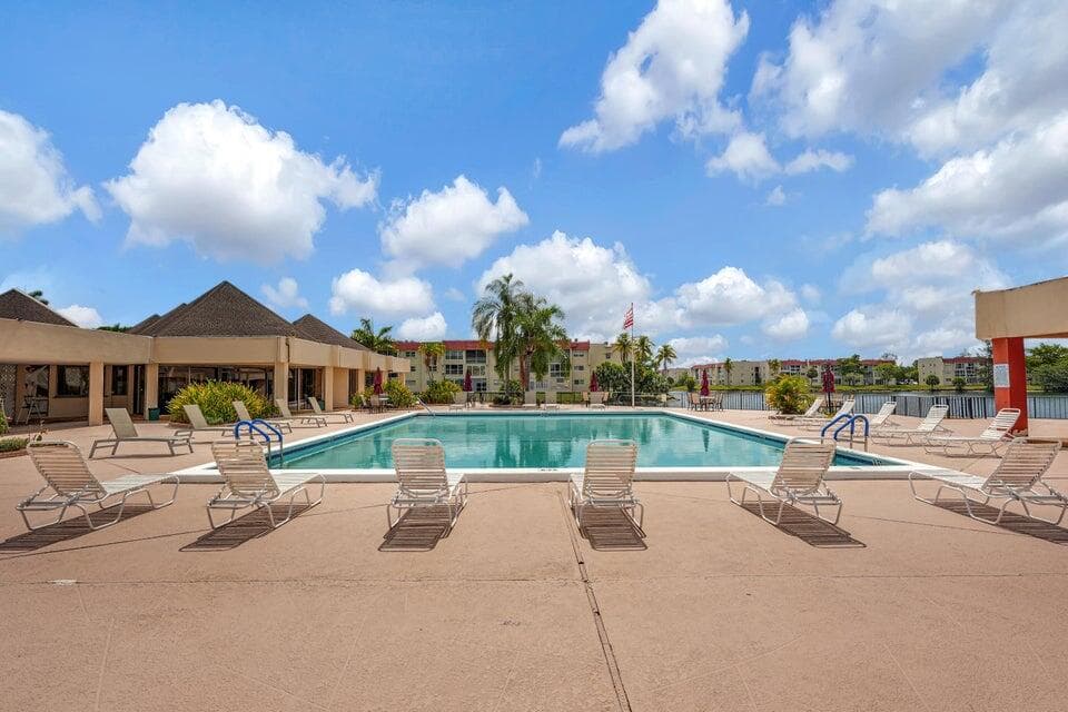 3091 E Sun Sunrise Lakes Drive E 207, Sunrise, FL 33322 — photo 28 of 54