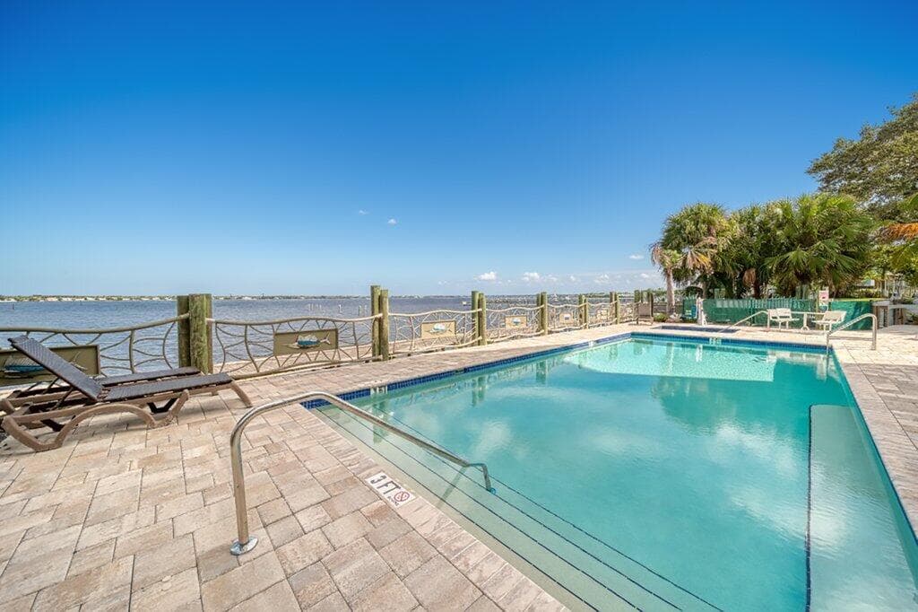 41 SW Seminole Street 205, Stuart, FL 34994 — photo 31 of 36