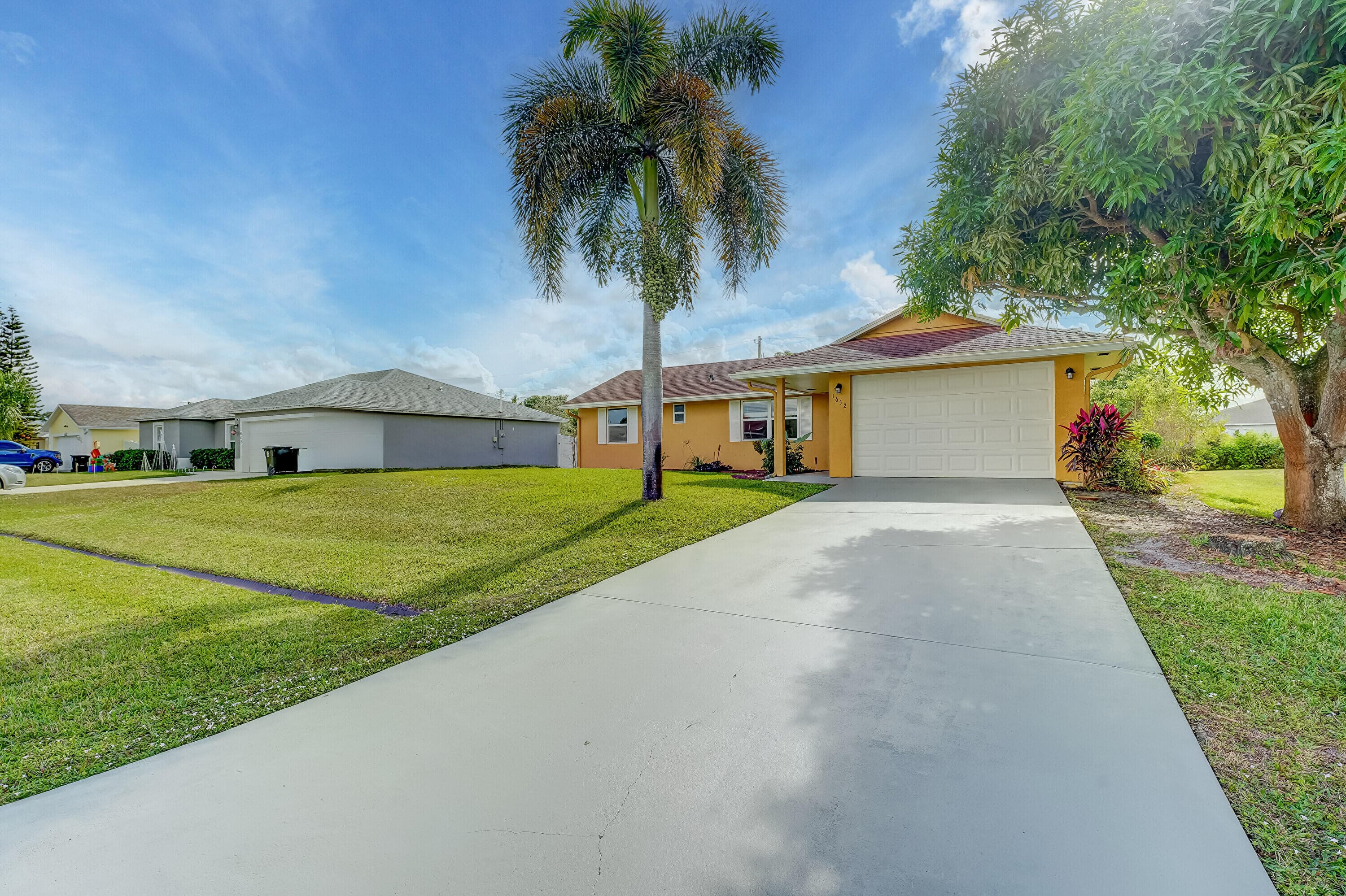 1652 SW Crawford Avenue, Port St. Lucie, FL 34953 — photo 4 of 42