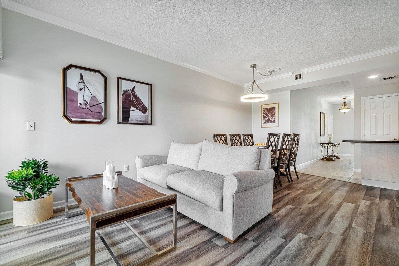 2040 Greenview Shores Boulevard 223, Wellington, FL 33414 — photo 4 of 15