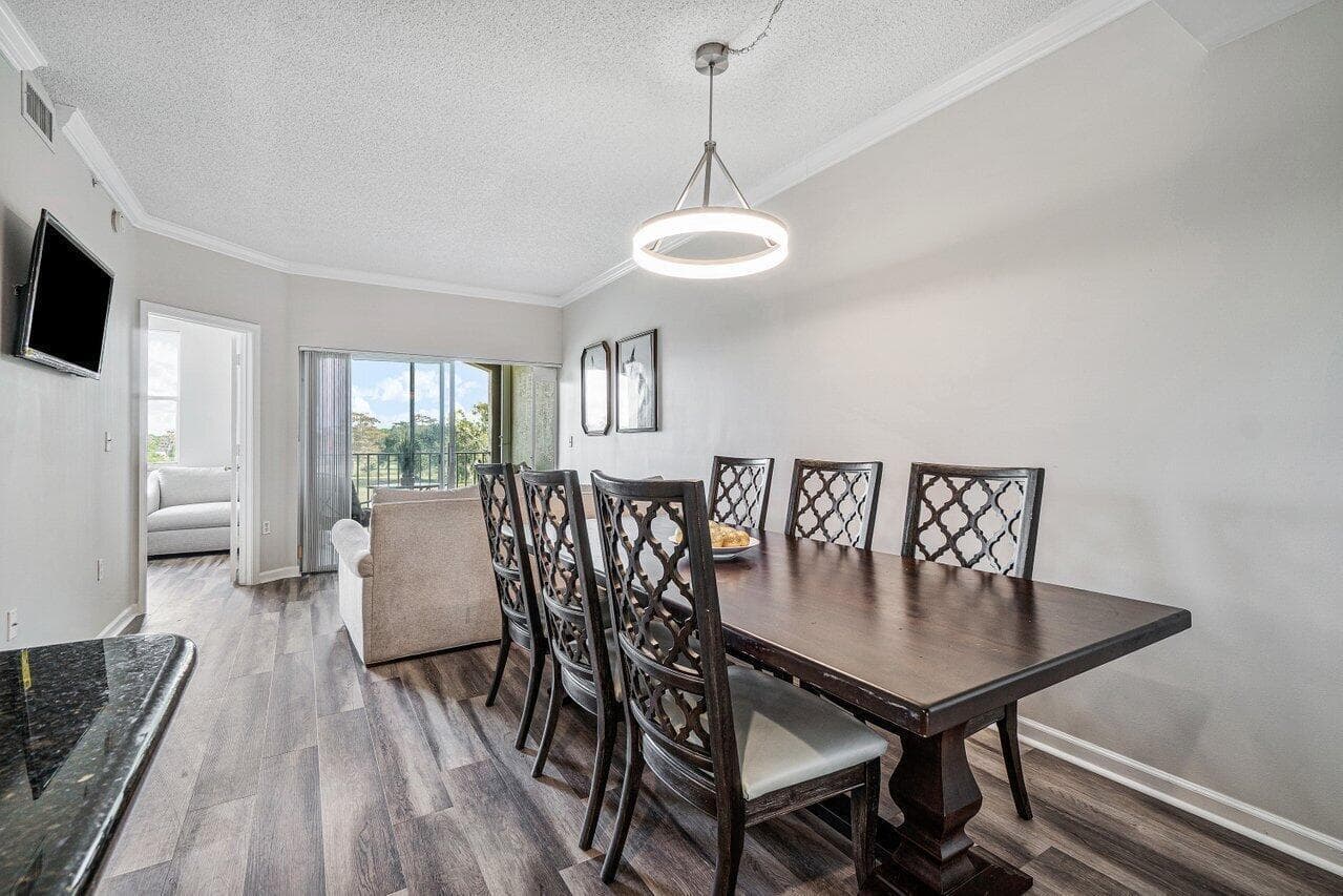2040 Greenview Shores Boulevard 223, Wellington, FL 33414 — photo 8 of 15
