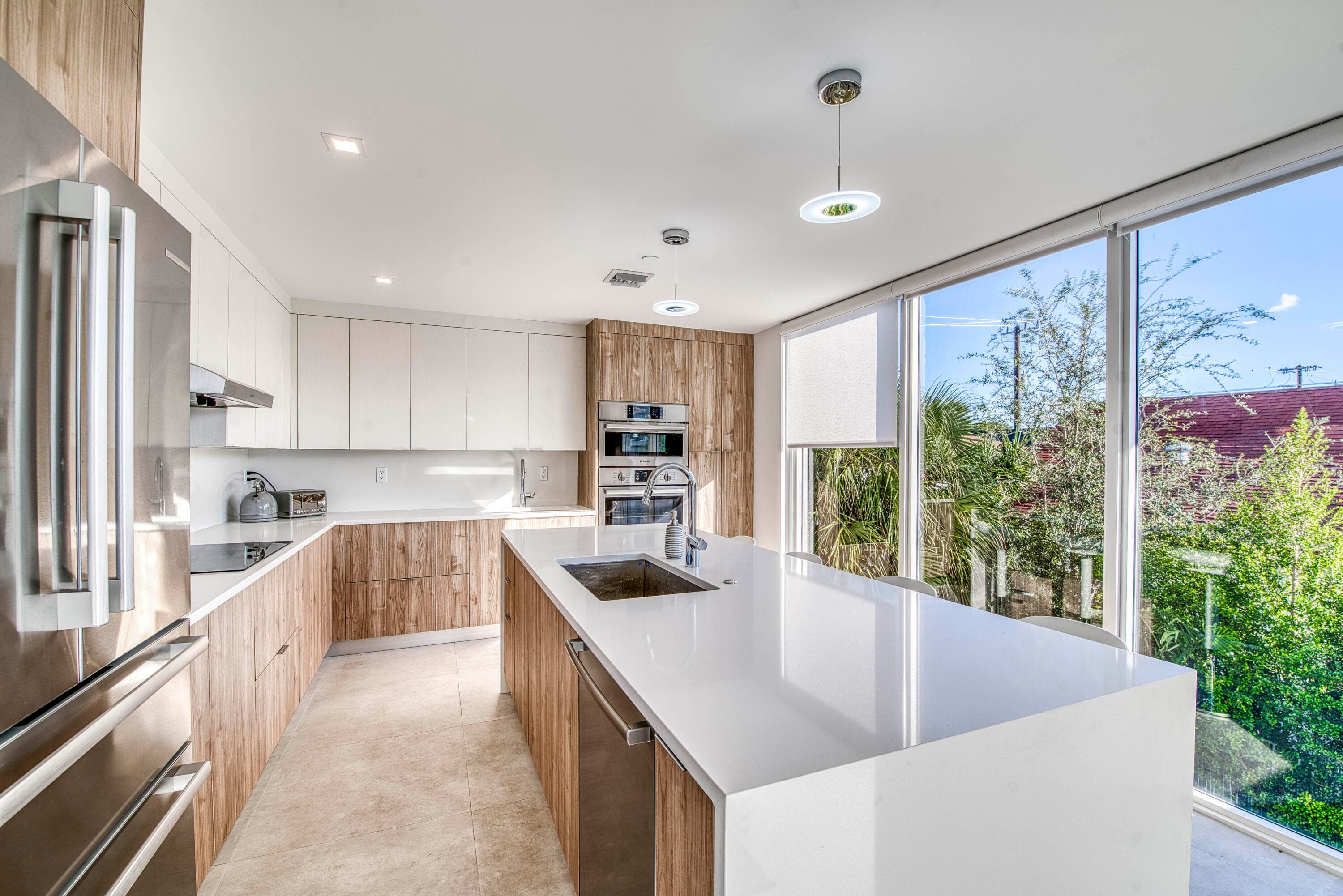 117 Lake Avenue 204, Lake Worth Beach, FL 33460 — photo 10 of 31