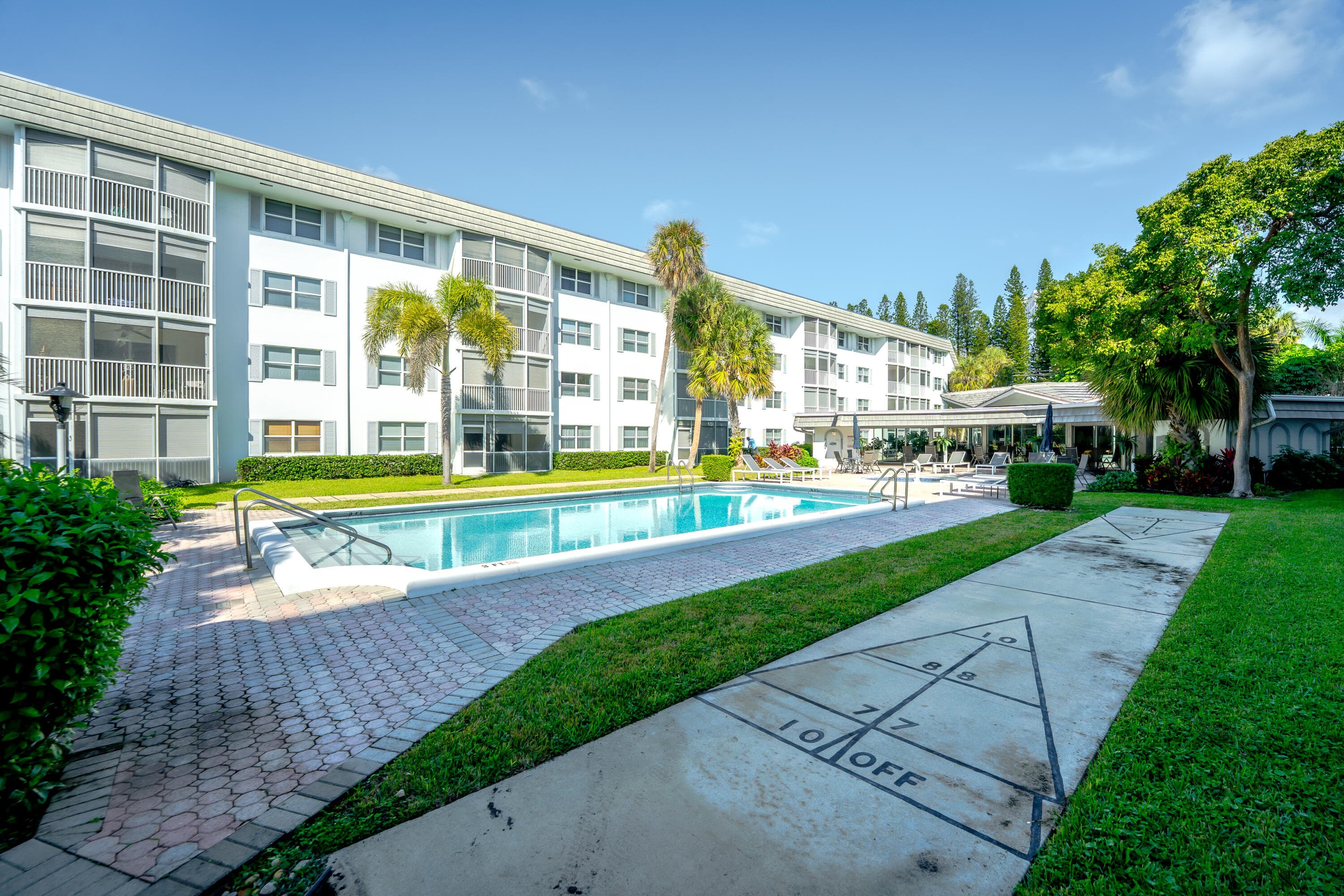 800 E Camino Real 309, Boca Raton, FL 33432 — photo 31 of 37