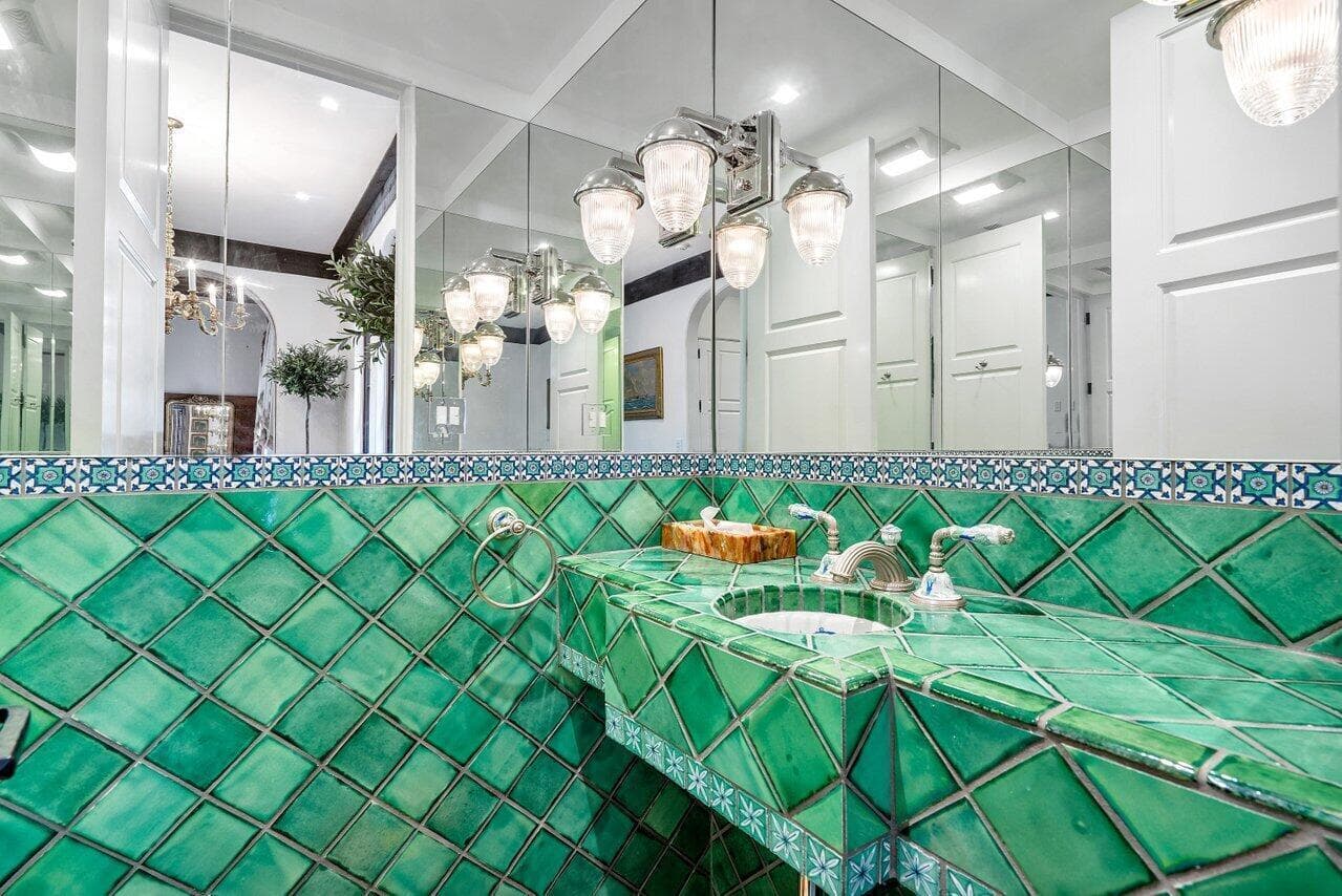 12 Lagomar Road, Palm Beach, FL 33480 — photo 14 of 38