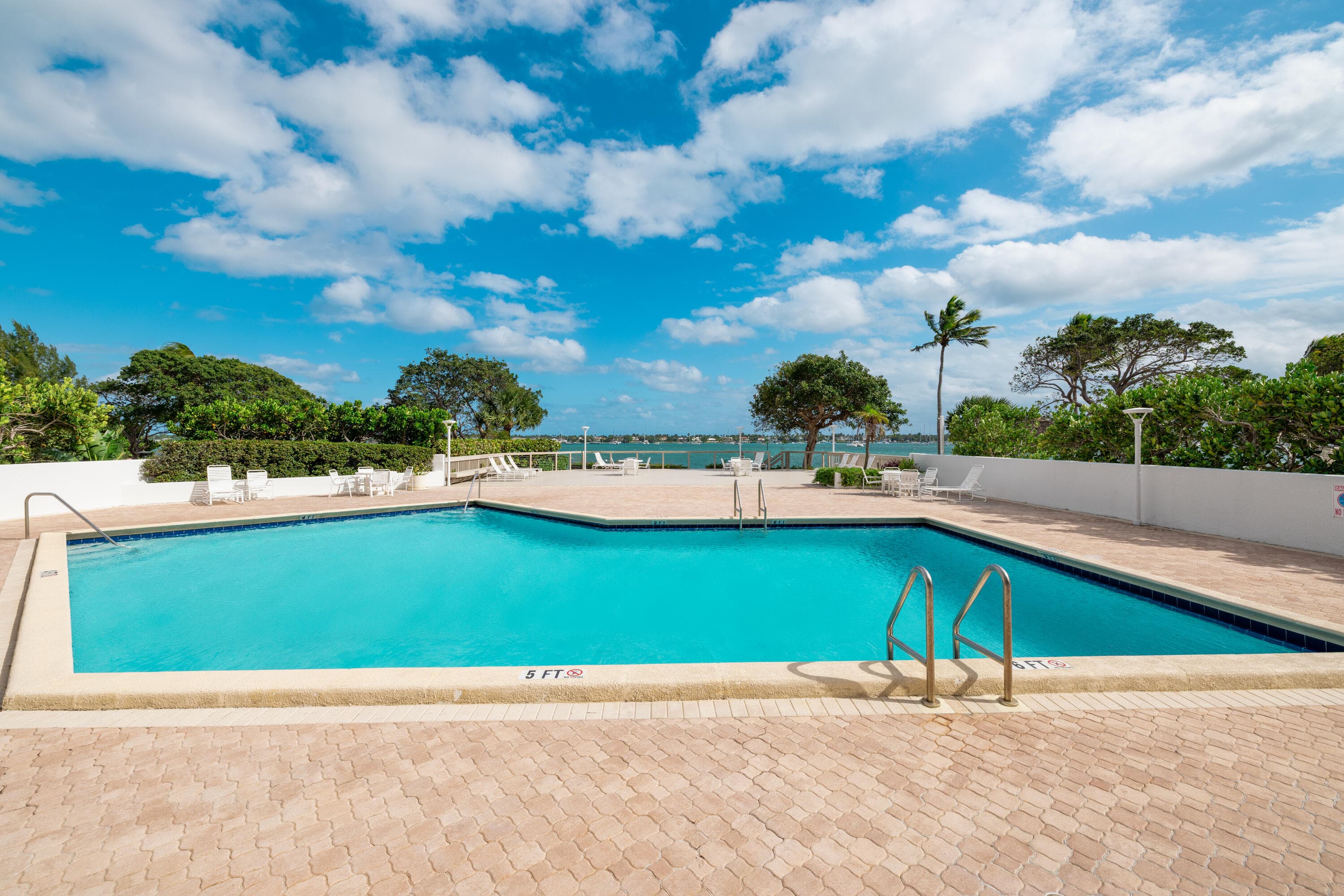 5600 N Flagler Drive 407, West Palm Beach, FL 33407 — photo 35 of 42