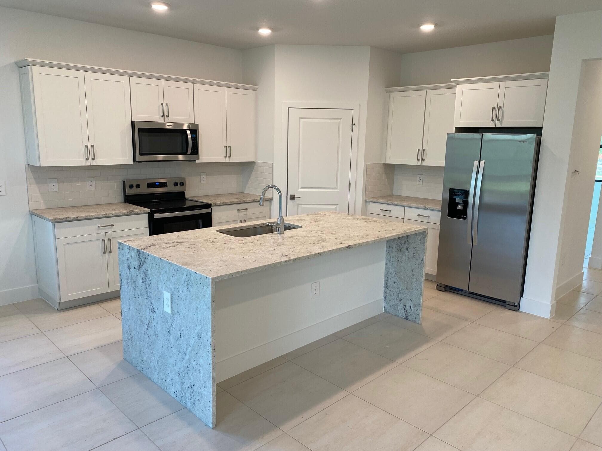 6950 SE Park Trace Drive, Stuart, FL 34997 — photo 8 of 13