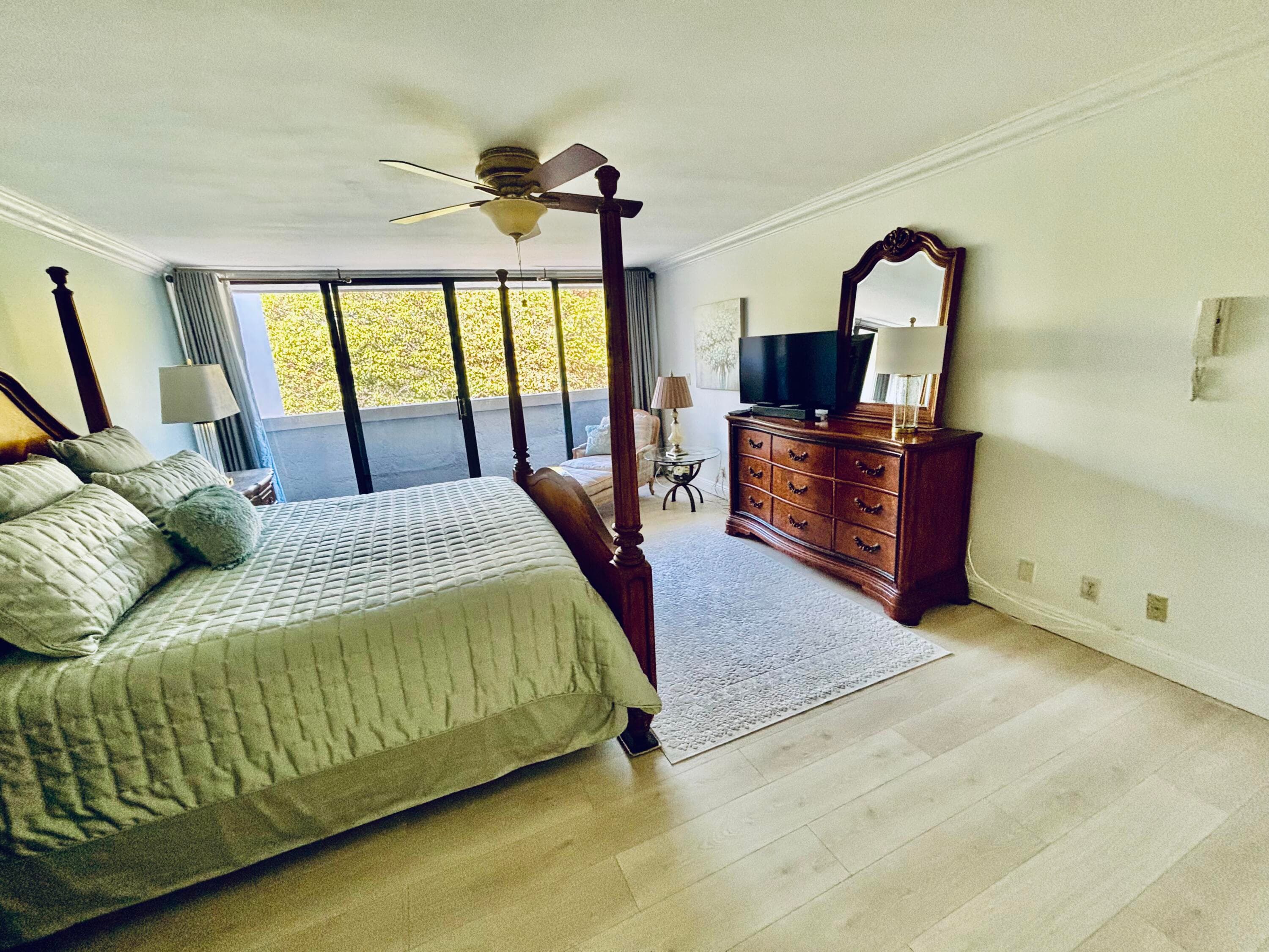 1170 Hillsboro Mile 302, Hillsboro Beach, FL 33062 — photo 19 of 38