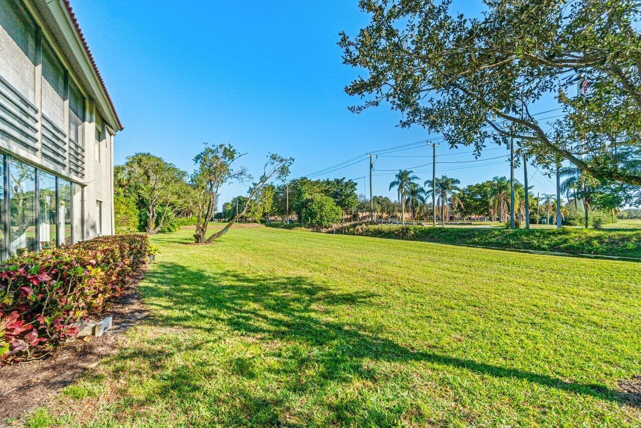 5589 Fairway Park Drive 202, Boynton Beach, FL 33437 — photo 35 of 52