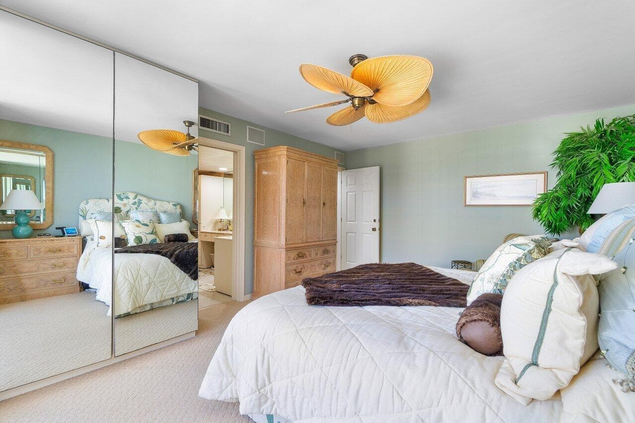 4000 S Ocean Boulevard 502, South Palm Beach, FL 33480 — photo 17 of 37