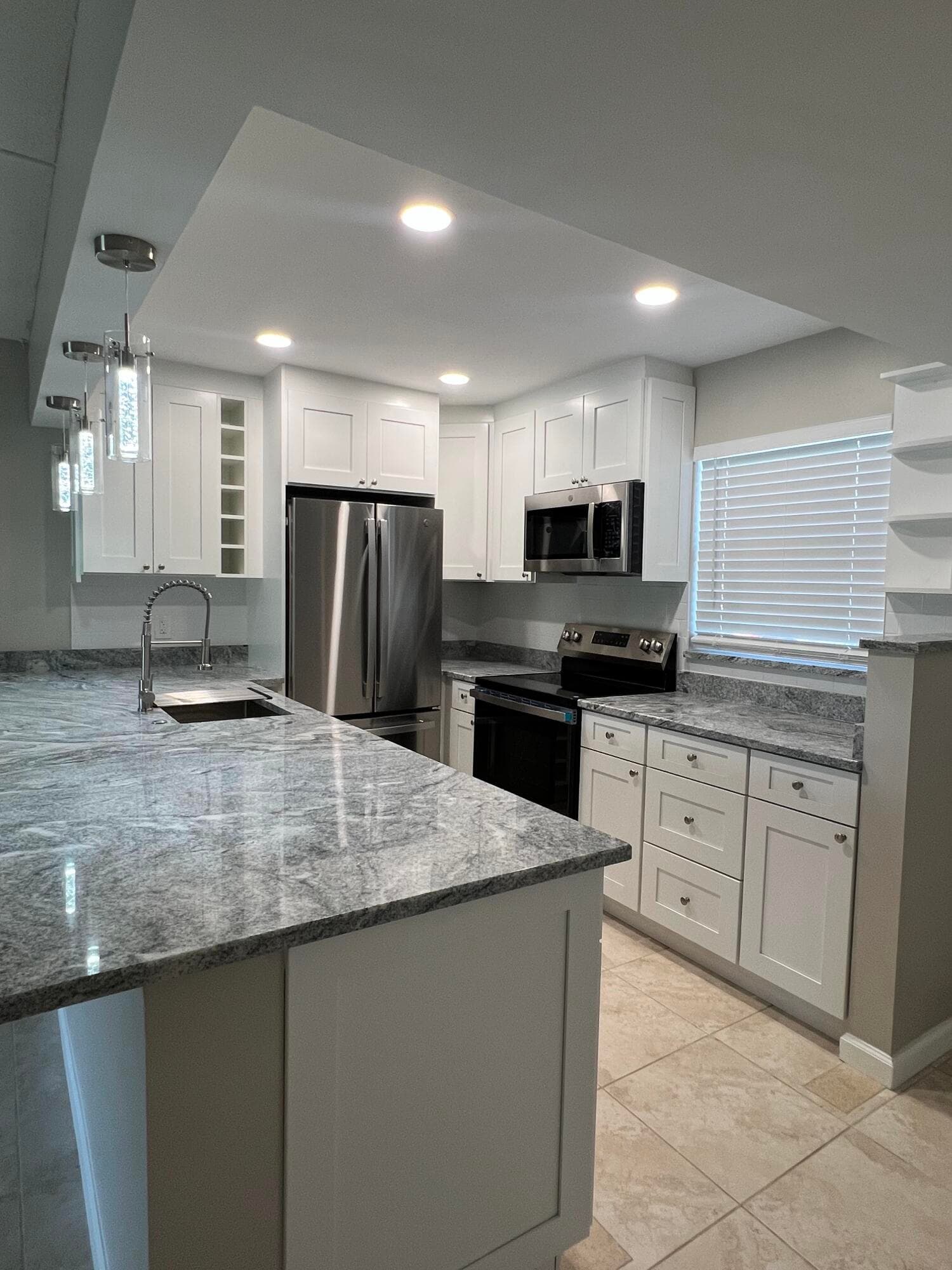 230 NE 26th Avenue 2070, Boynton Beach, FL 33435 — photo 11 of 45