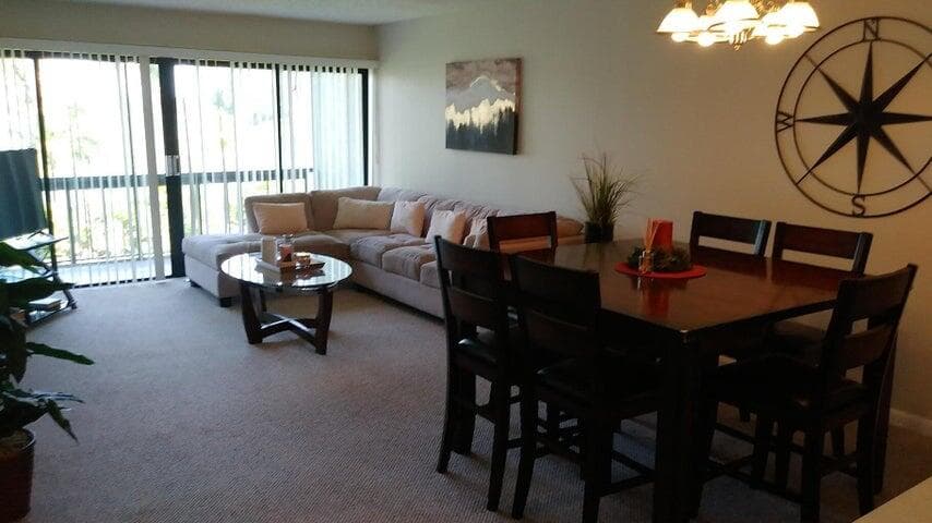 3050 Presidential Way 206, West Palm Beach, FL 33401 — photo 5 of 10