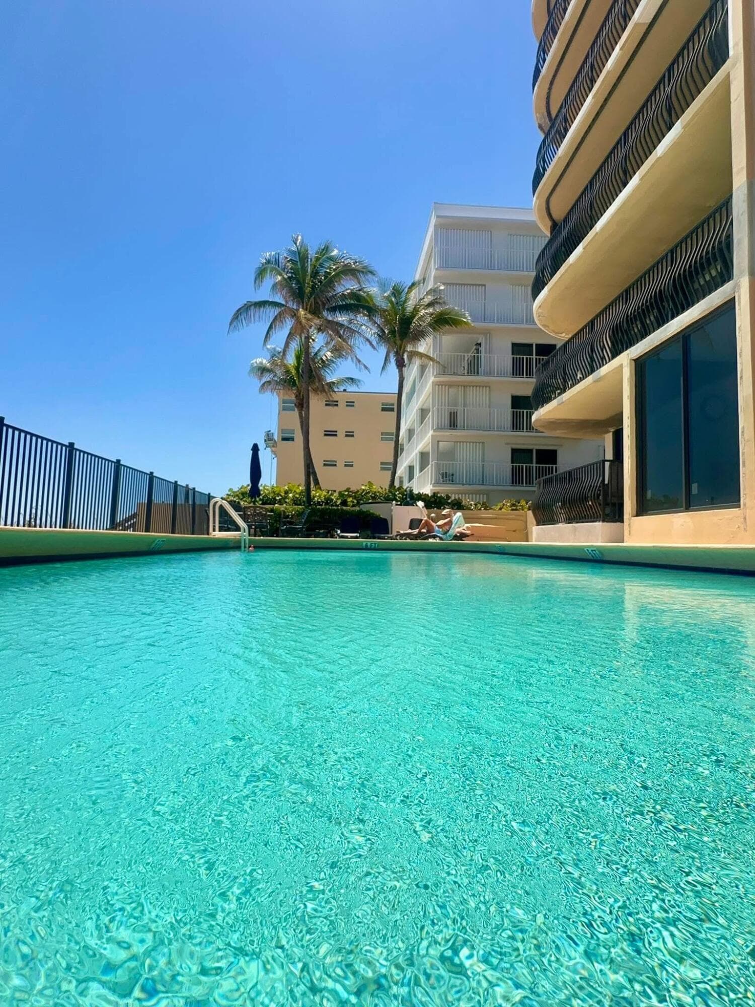 4000 S Ocean Boulevard 502, South Palm Beach, FL 33480 — photo 28 of 37