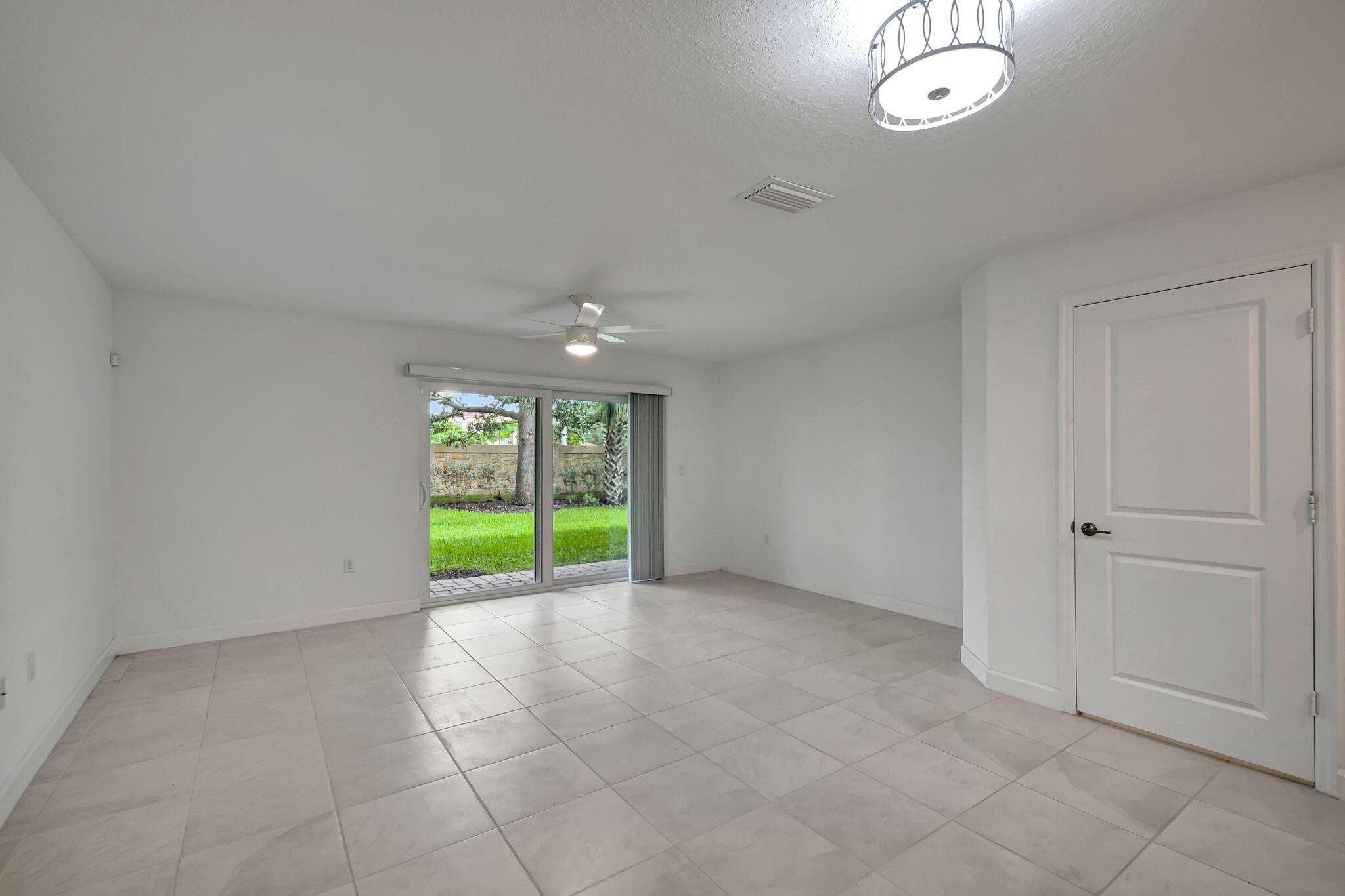 6851 Broadwater Lane, Lake Worth, FL 33467 — photo 5 of 36