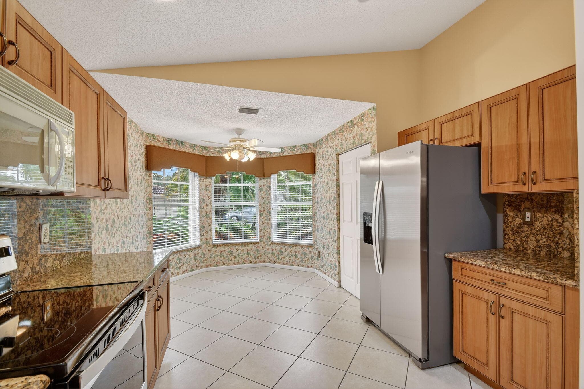 6568 Malta Drive, Boynton Beach, FL 33437 — photo 7 of 53