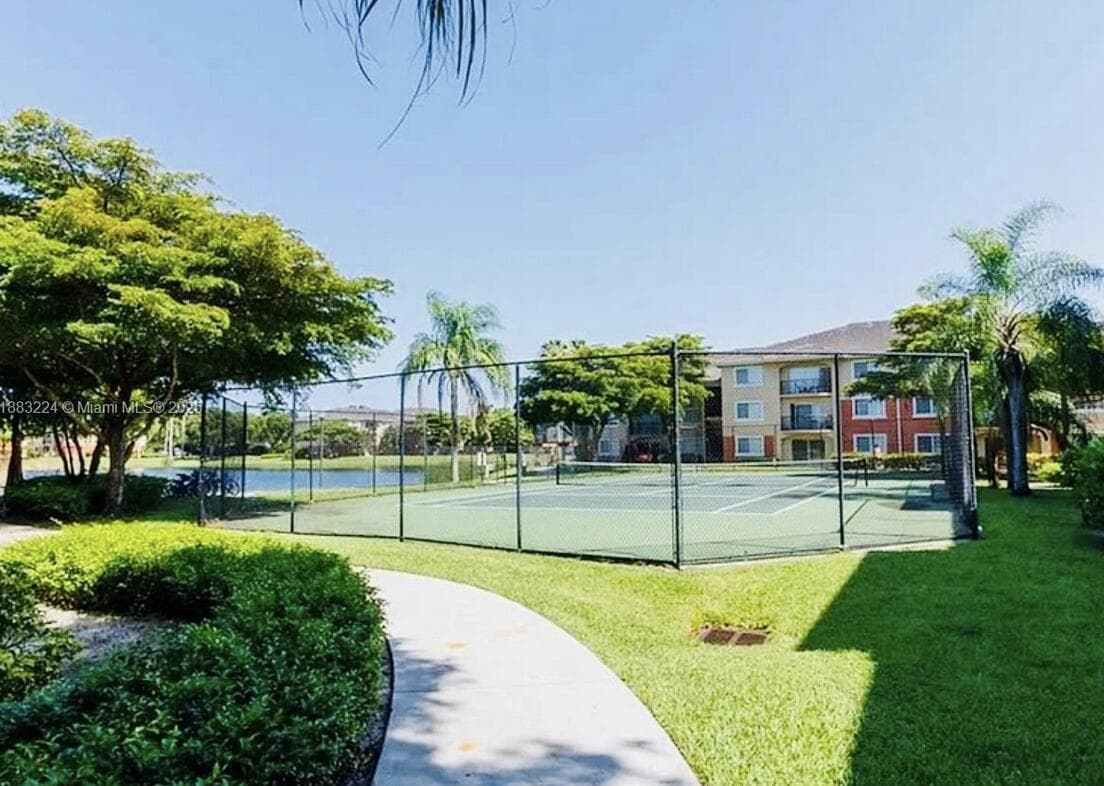 4167 N Haverhill Road 1102, West Palm Beach, FL 33417 — photo 22 of 24
