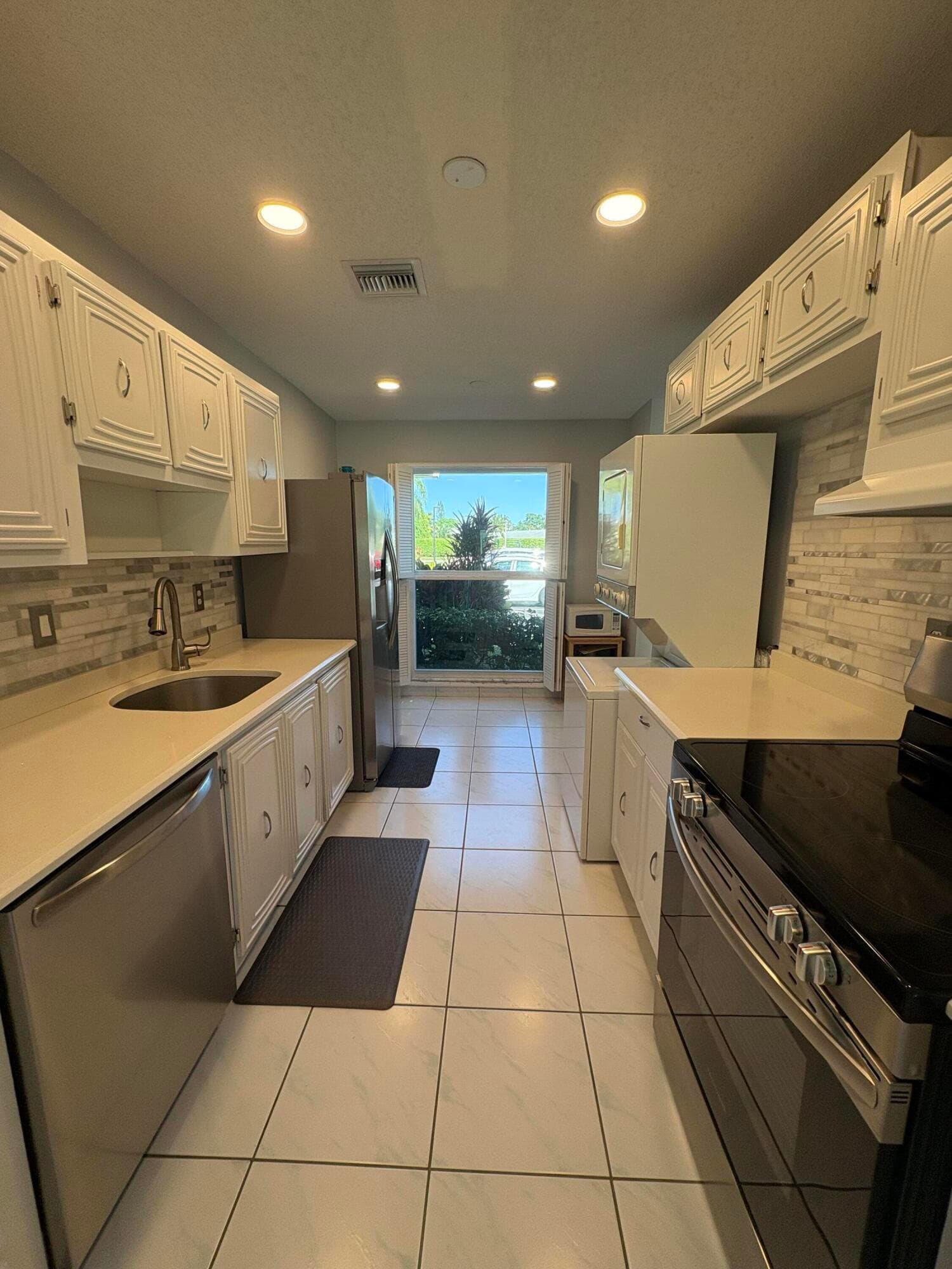 13782 Via Flora C, Delray Beach, FL 33484 — photo 2 of 21