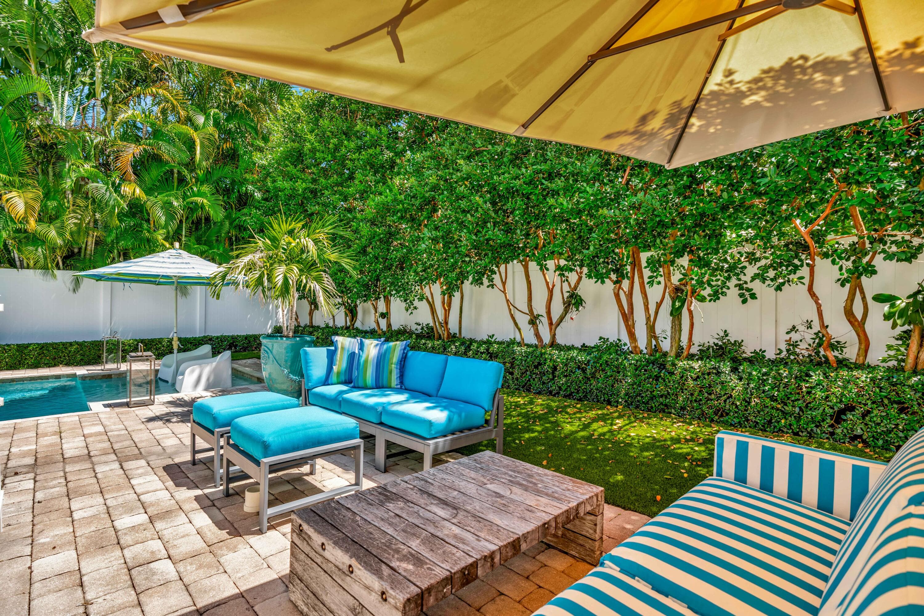 136 Worth Court S, West Palm Beach, FL 33405 — photo 21 of 69