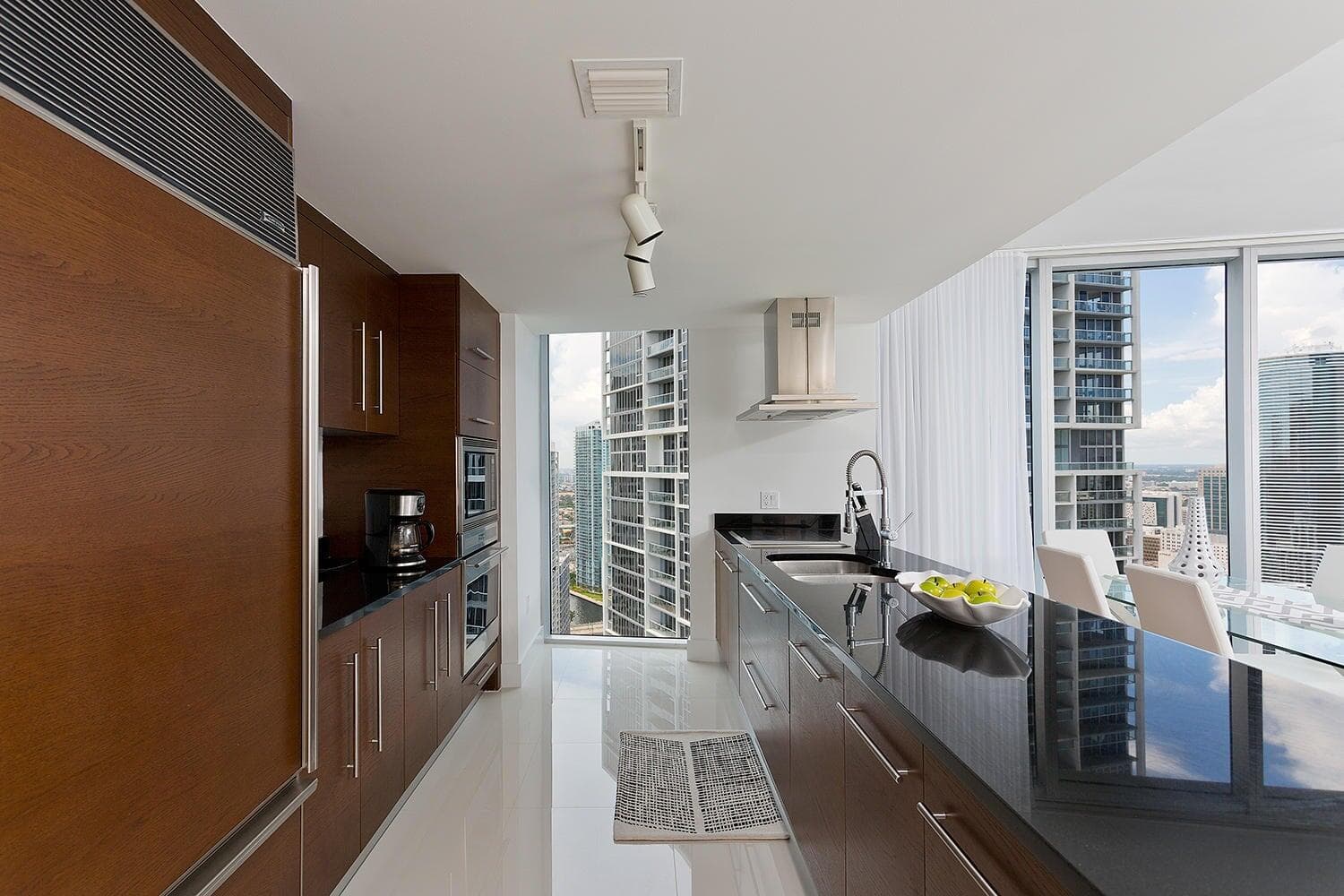 495 Brickell Avenue 4010, Miami, FL 33131 — photo 12 of 55