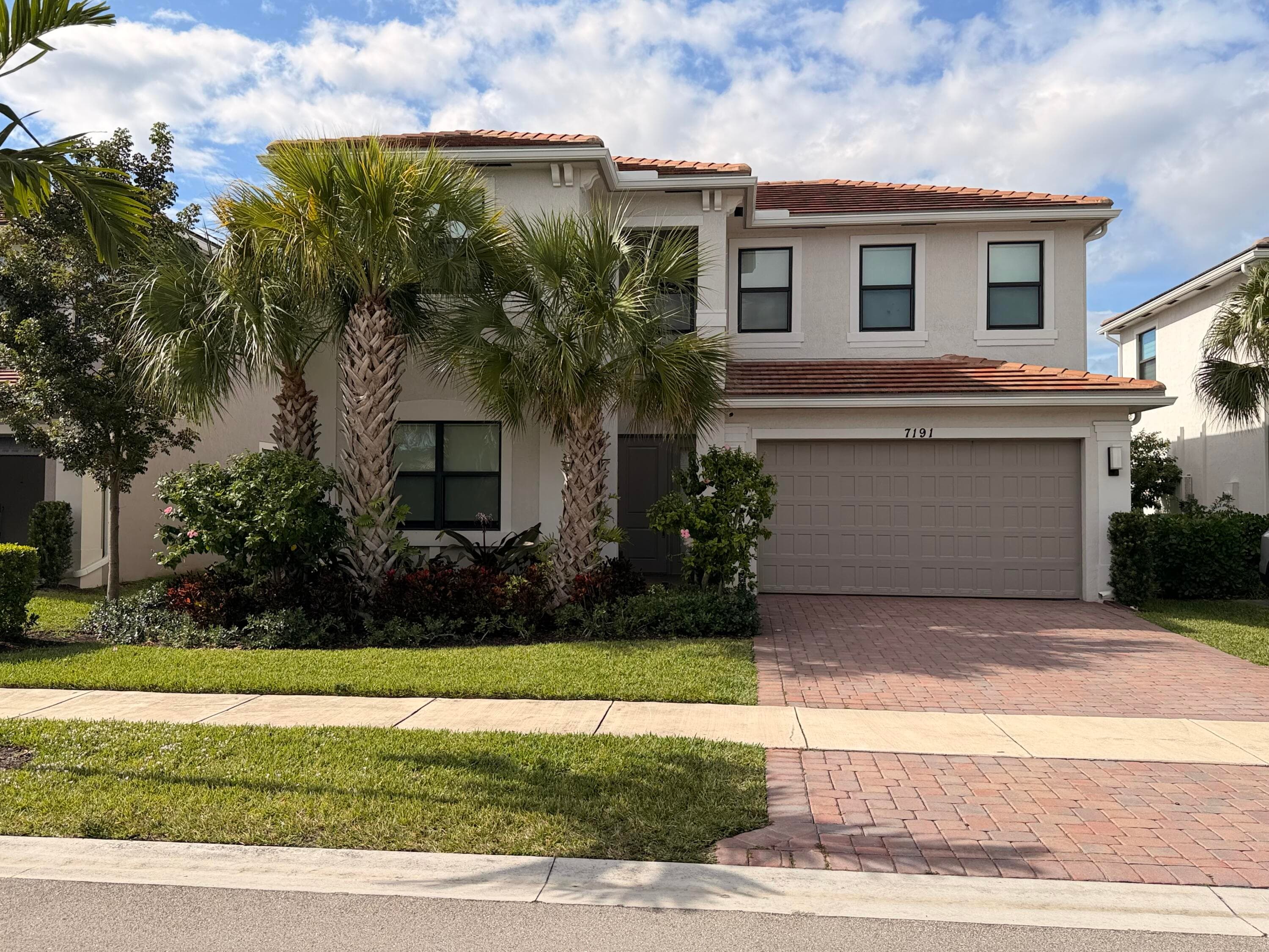7191 Montereal Path, Lake Worth, FL 33463 — photo 1 of 44