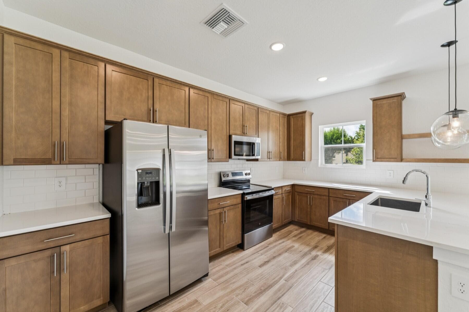 339 Seascape Drive 23, Fort Pierce, FL 34945 — photo 10 of 37