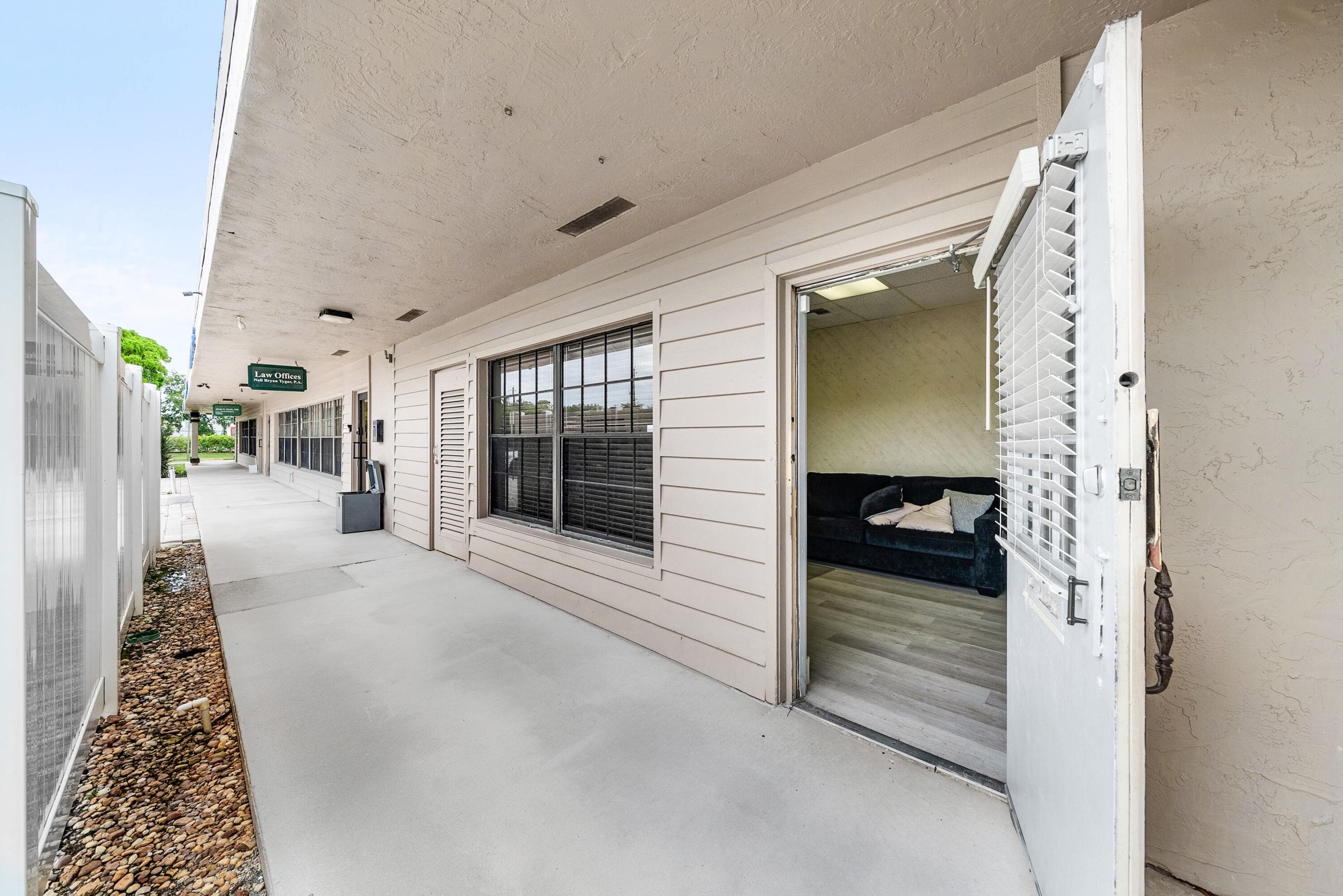 5341 W Atlantic Avenue 304, Delray Beach, FL 33484 — photo 2 of 4