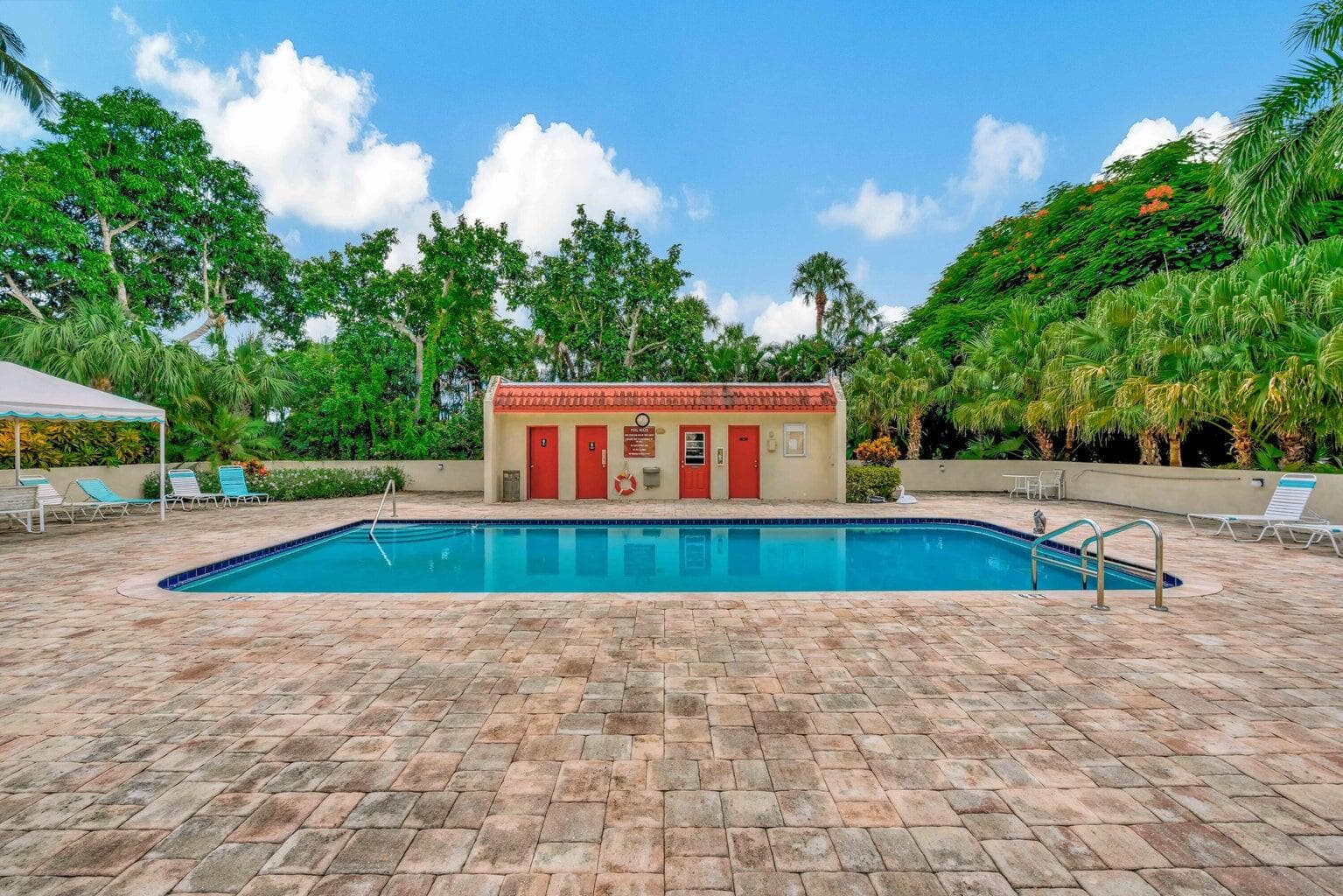 1707 Consulate Place 202, West Palm Beach, FL 33401 — photo 3 of 16