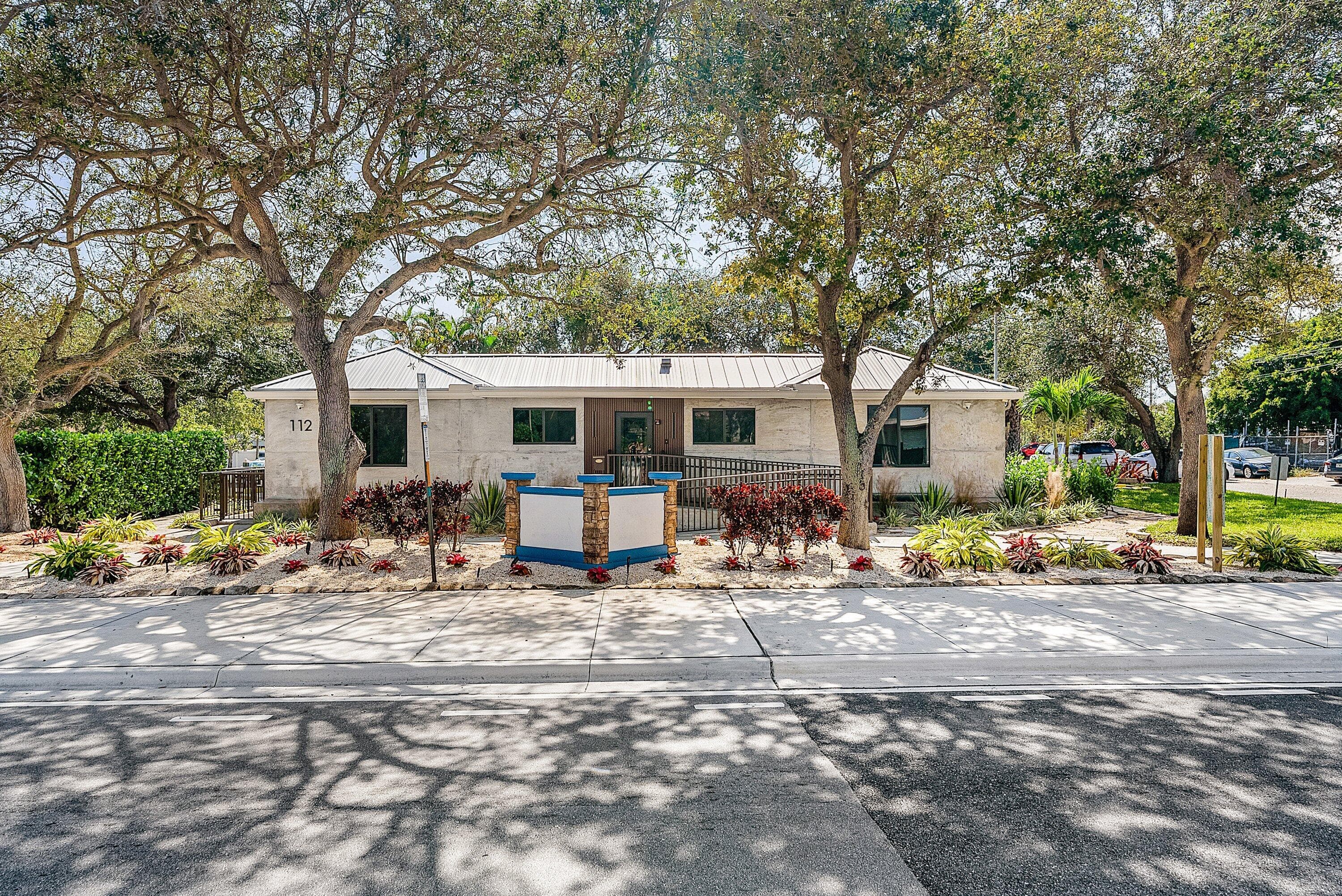 112 SE 10th Street, Delray Beach, FL 33483 — photo 11 of 50
