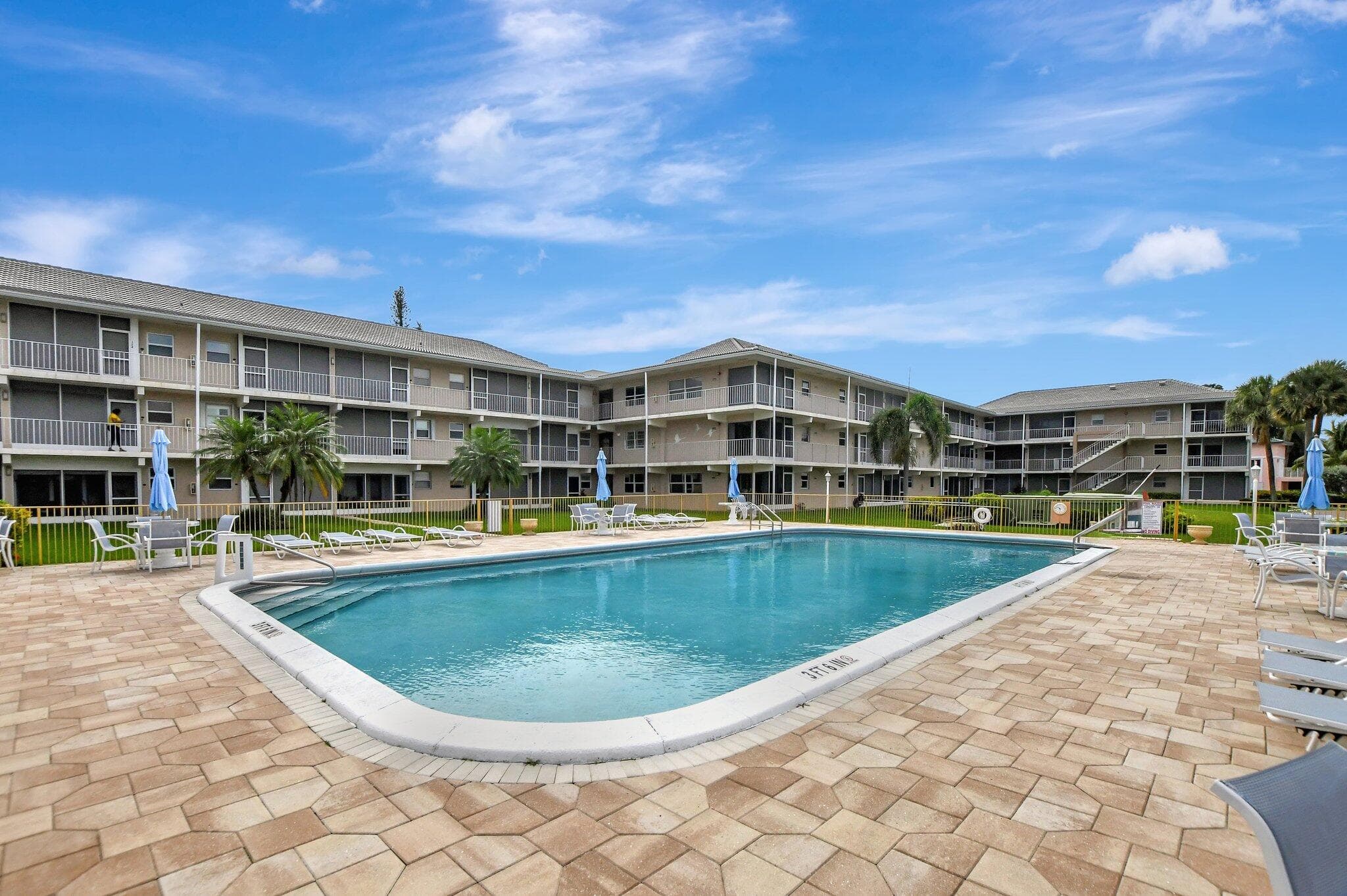 745 SE 19th Avenue 124, Deerfield Beach, FL 33441 — photo 20 of 28