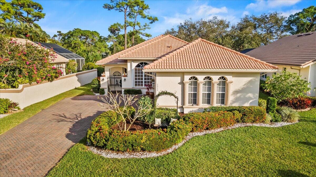 7232 Mystic Way, Port St. Lucie, FL 34986 — photo 4 of 99