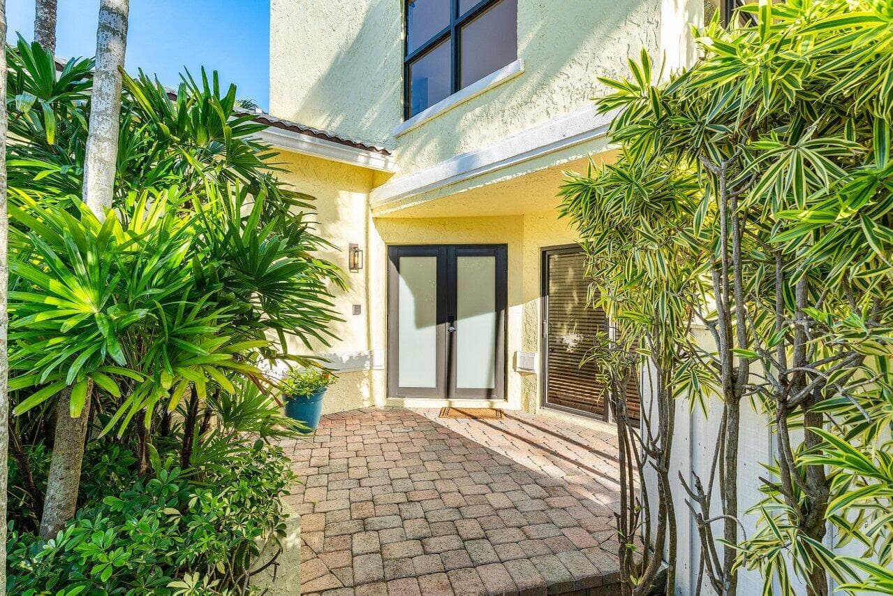 5109 N Ocean Boulevard H, Ocean Ridge, FL 33435 — photo 2 of 47